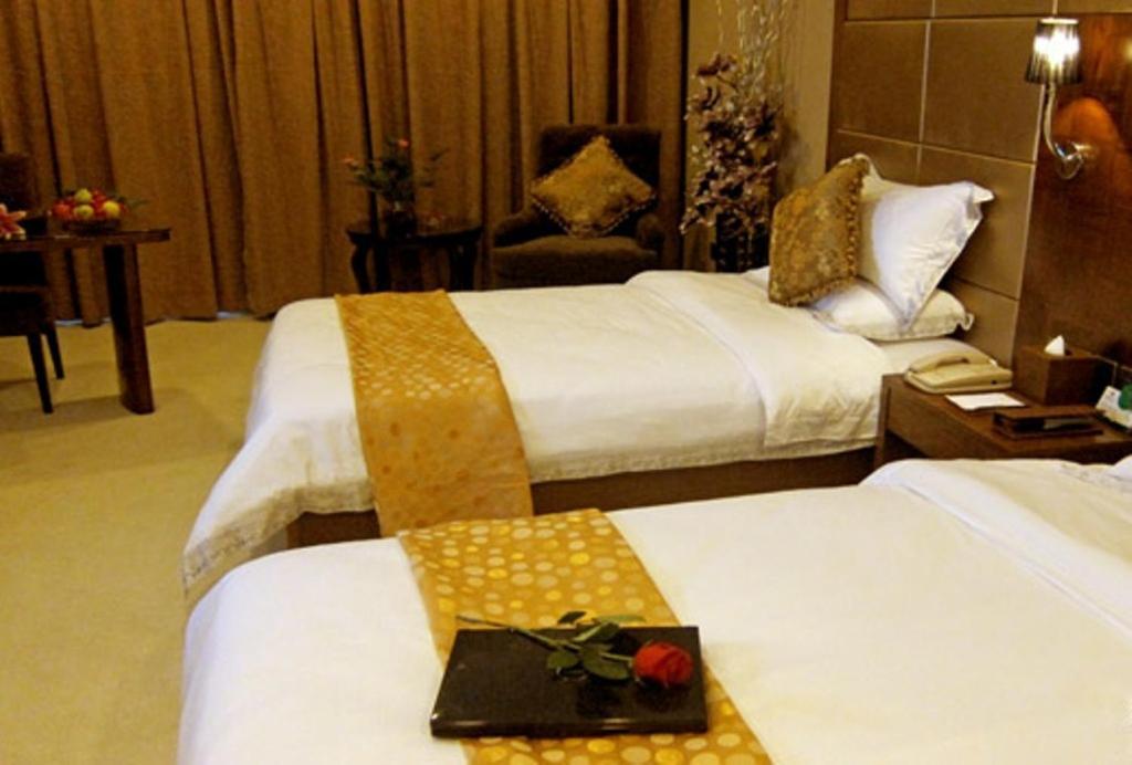 Hotel Junyi Sunshine