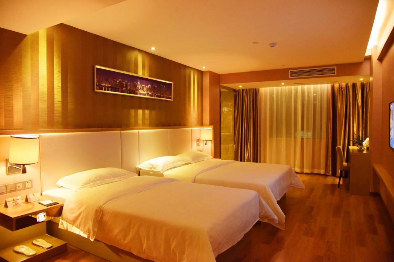 Super 8 Hotel Select Guangzhou Station Xicun Metro Station