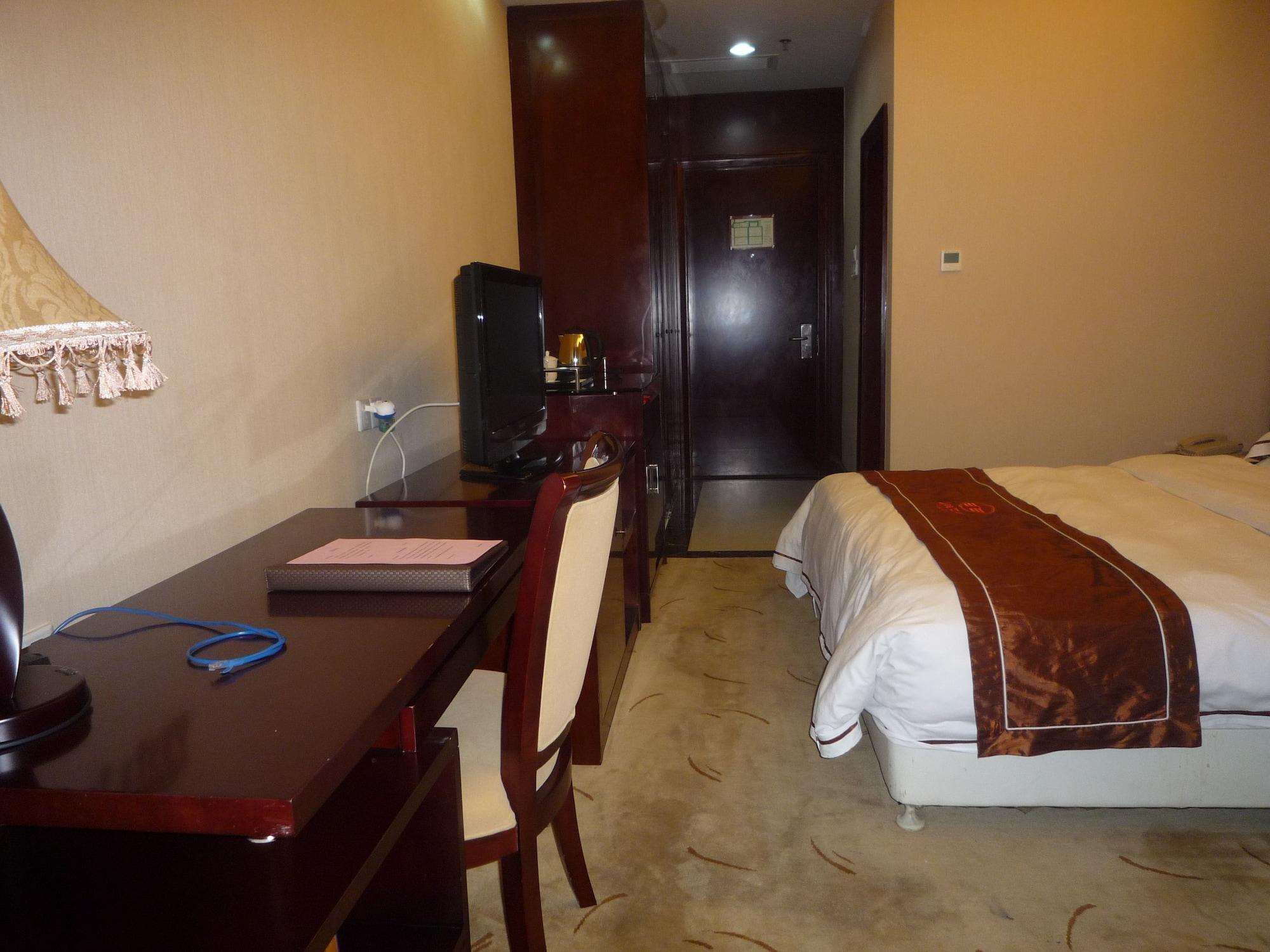 Yifeng Hotel