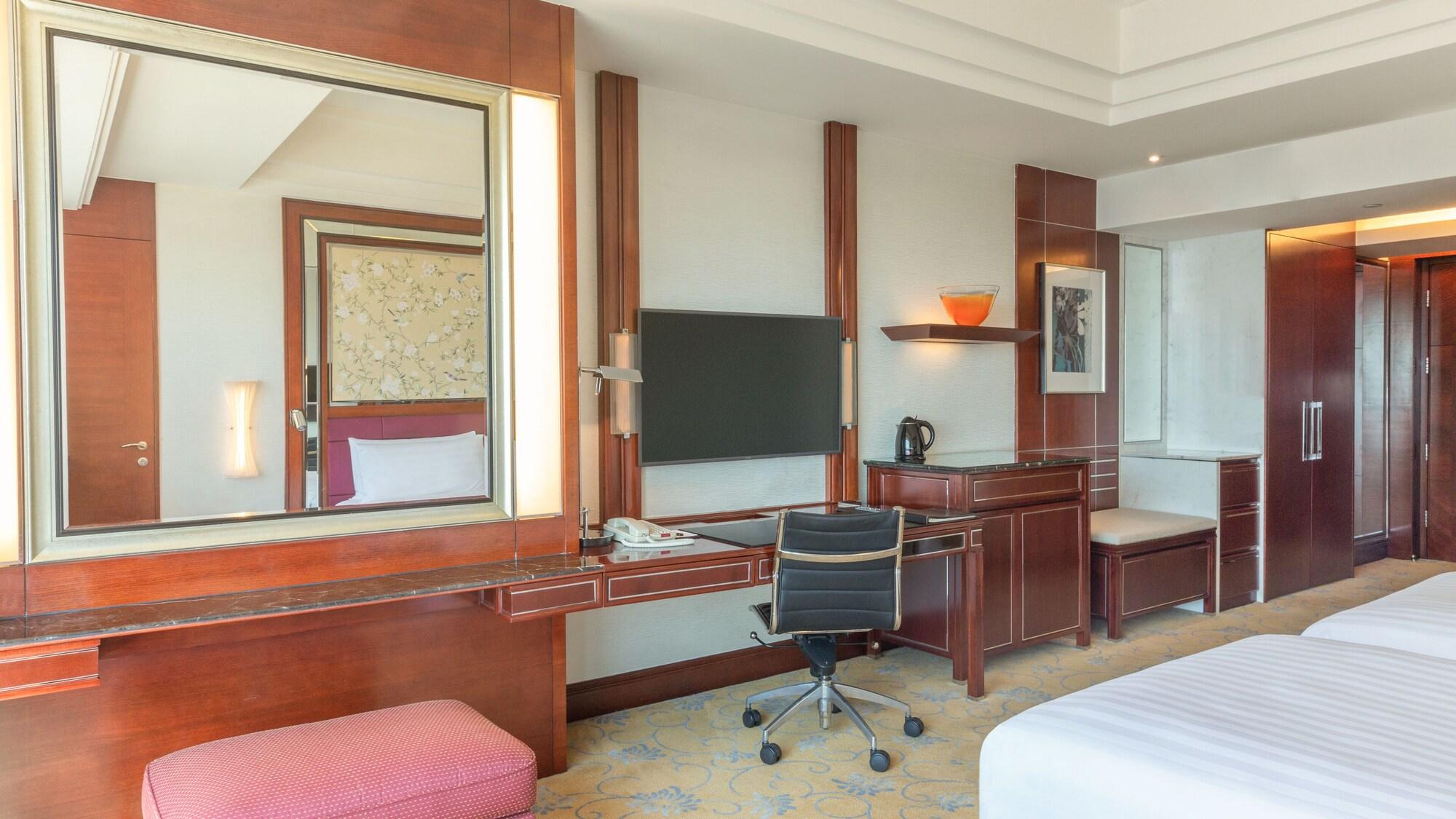 Hotel Shangri-la Guangzhou-3 Minutes By Walking To Fair Complex 5*