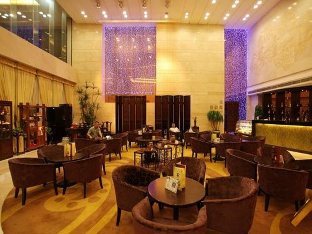 Hotel Landmark International 4*