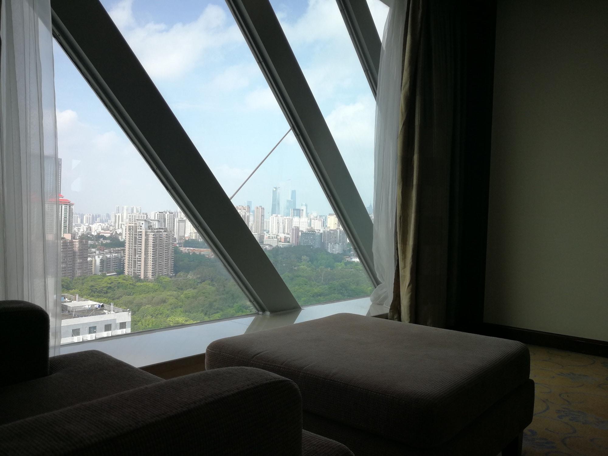 Daysun International Hotel