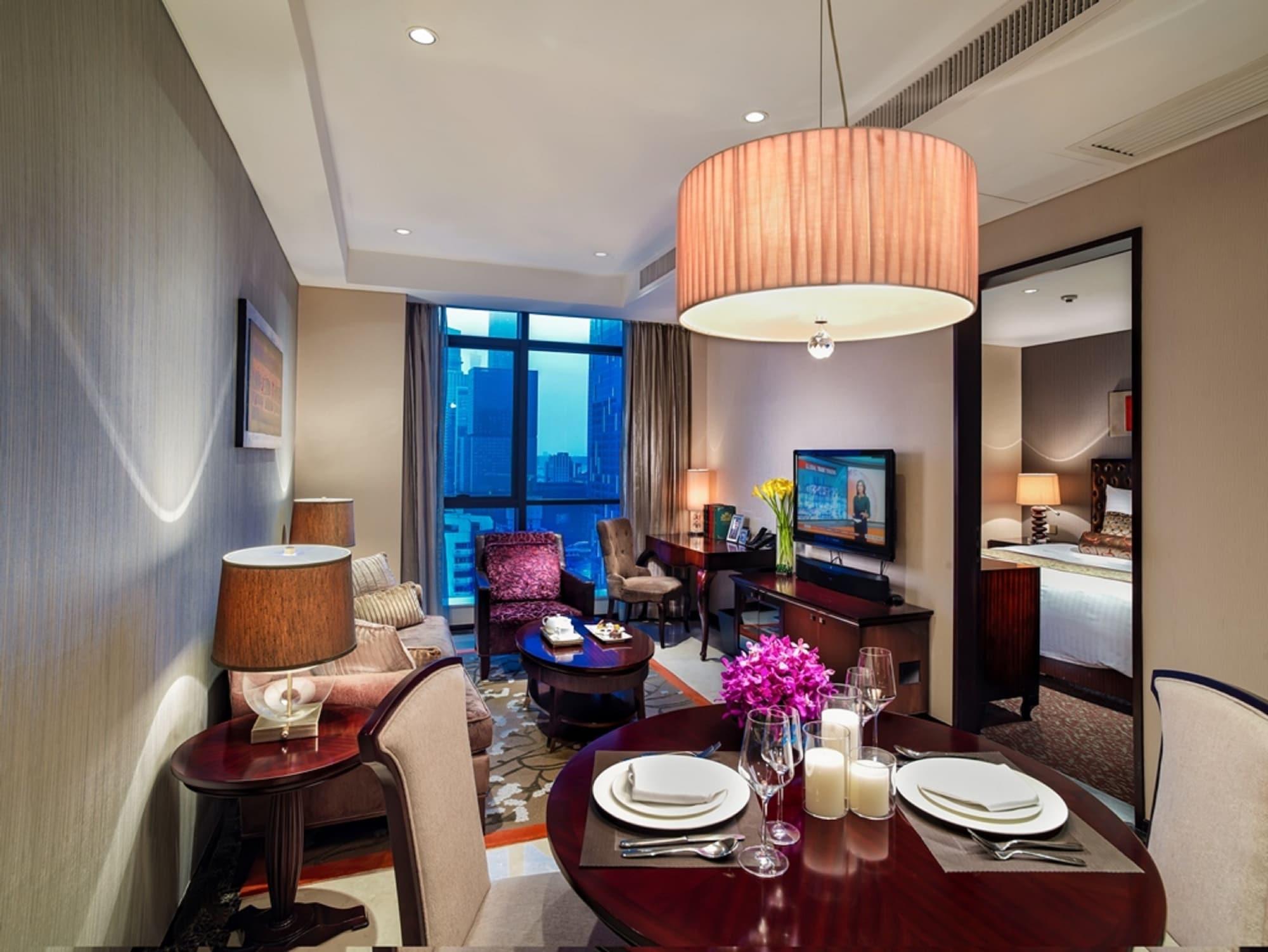 Oakwood Premier Aparthotel 5*