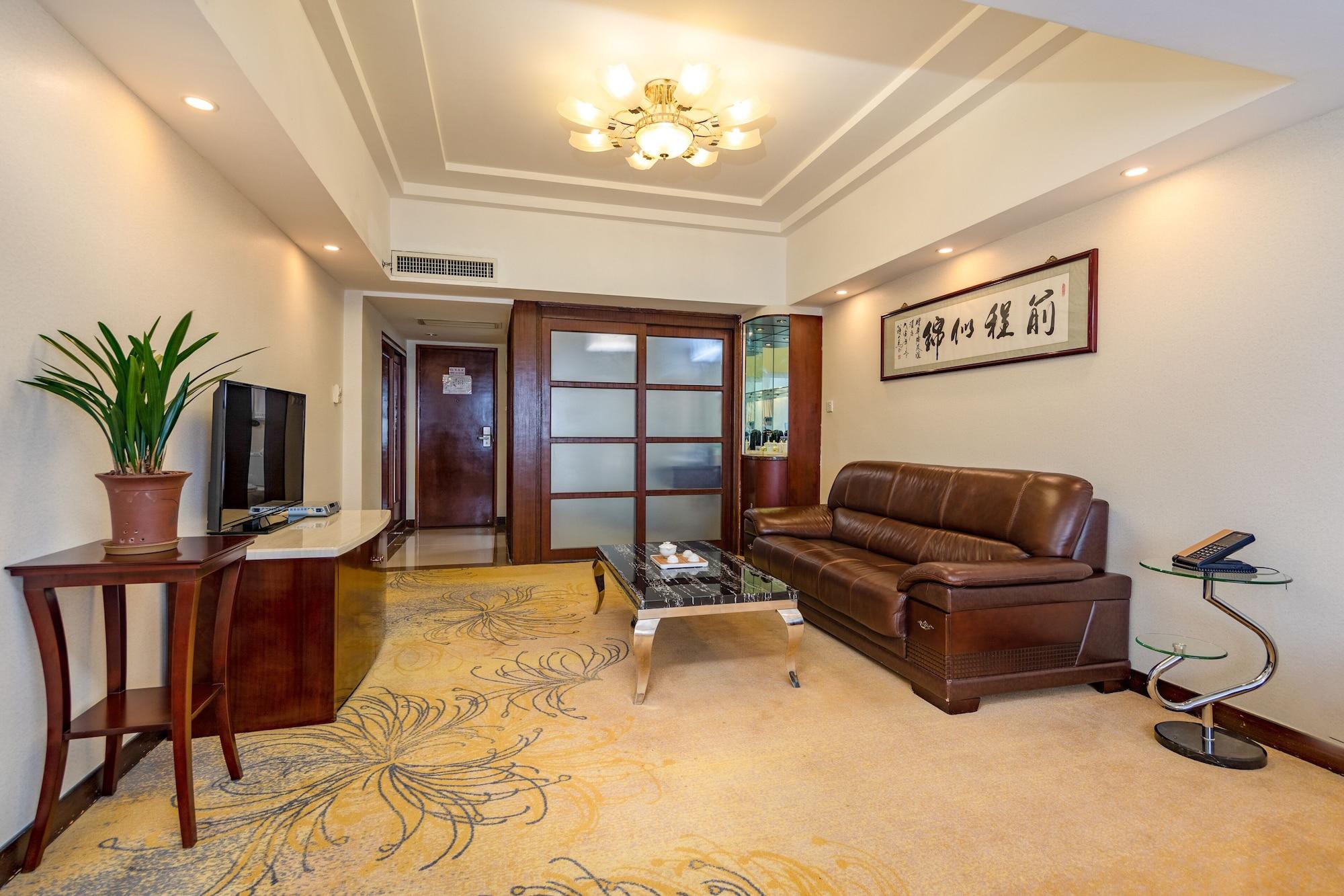 Overseas Chinese Friendship Hotel 3*