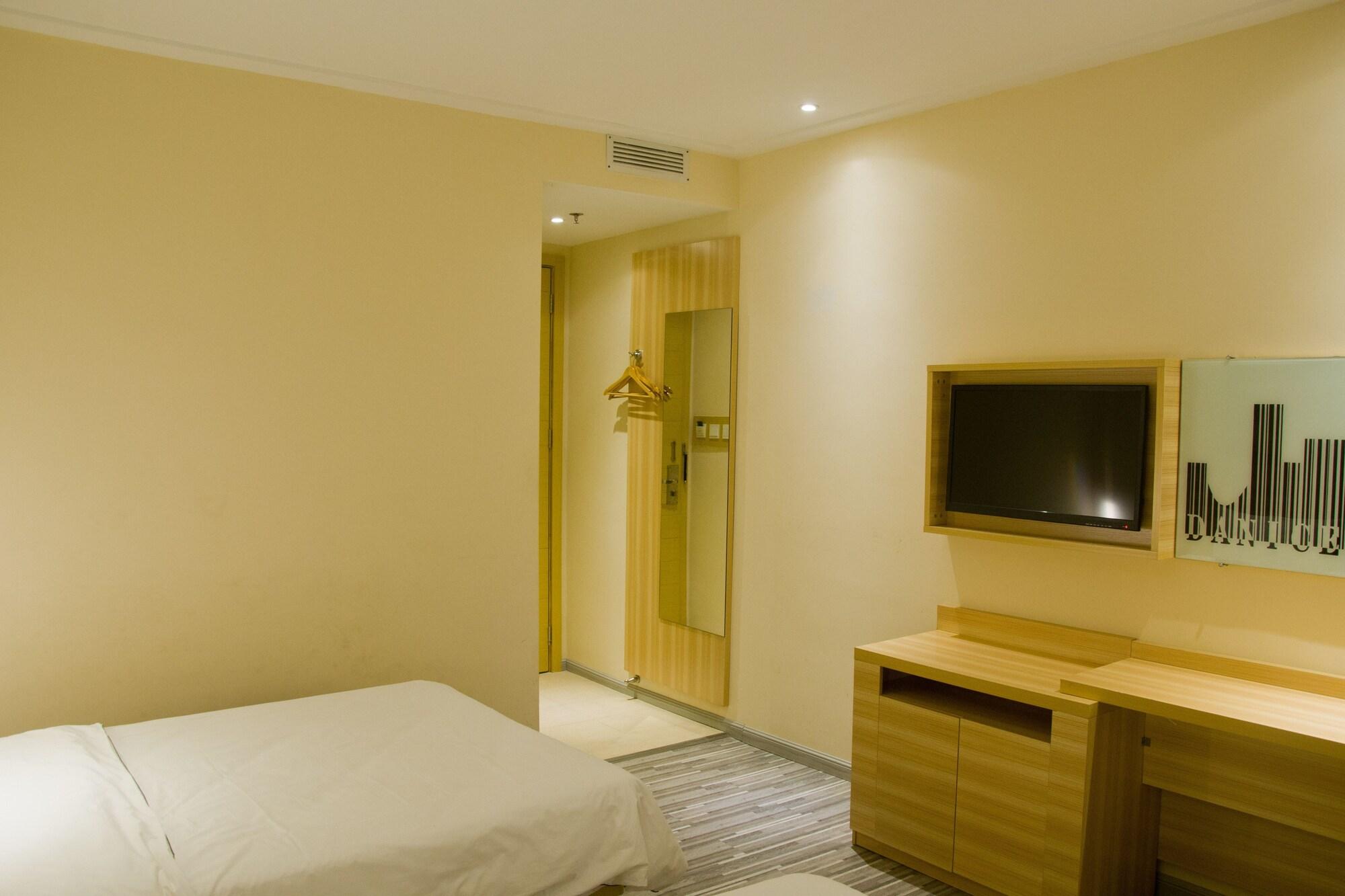 Convenient Inn（guangzhou Shangxiajiu Pedestrian Street Branch ） 2*