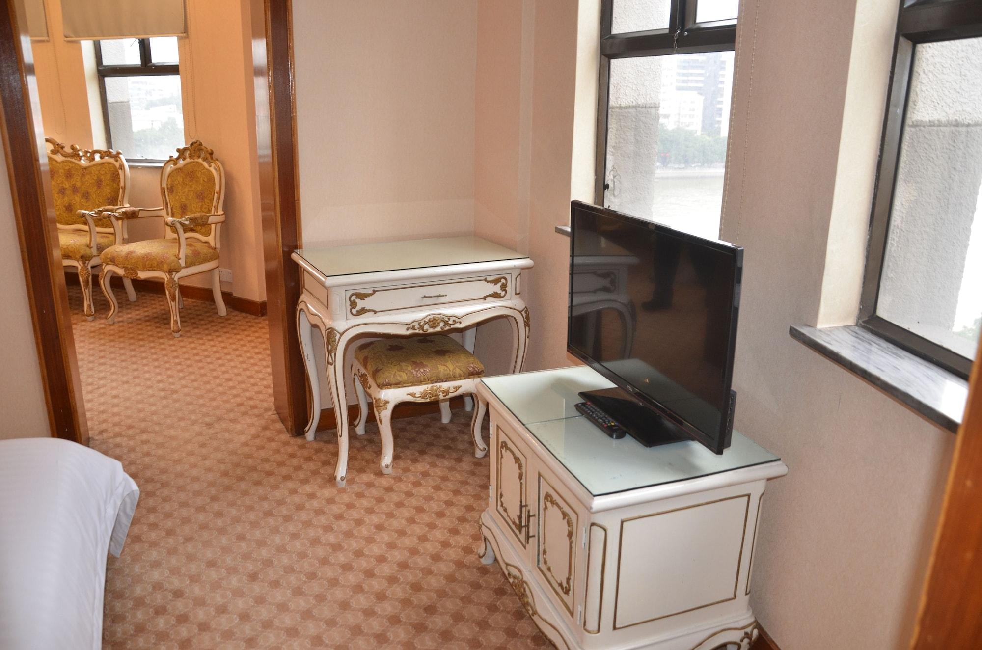 Hotel Aiqun - Fair Free Shuttle Bus During Fair Period 3*