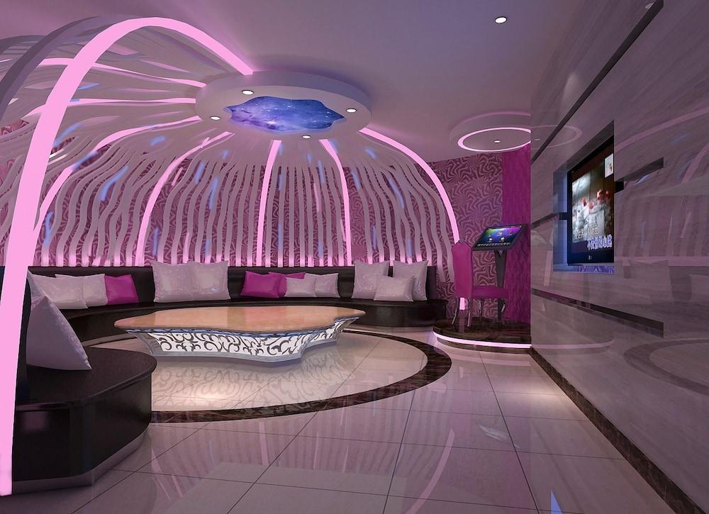 Borrman Tangxia Branch Hotel