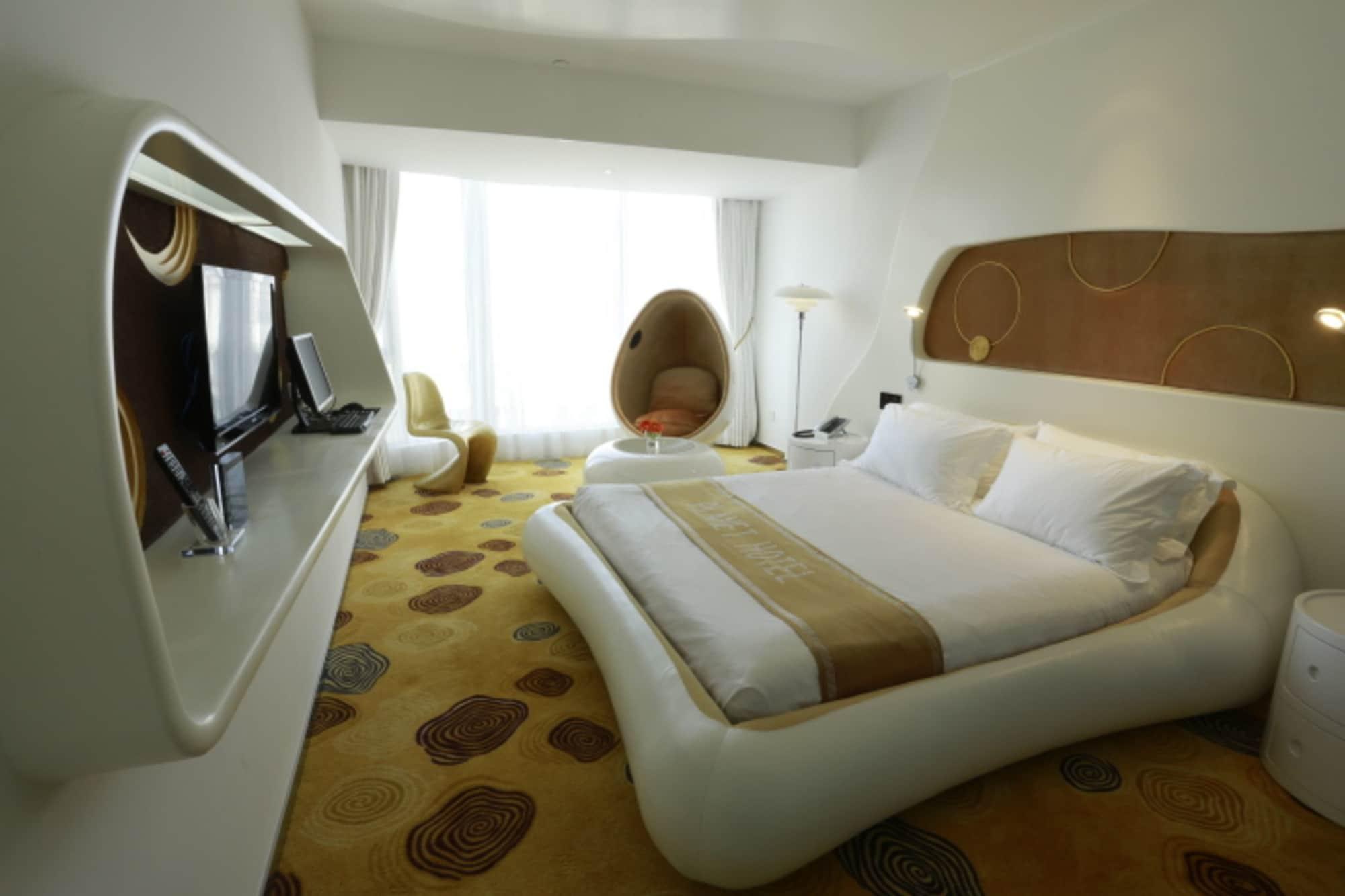 Hotel Planet