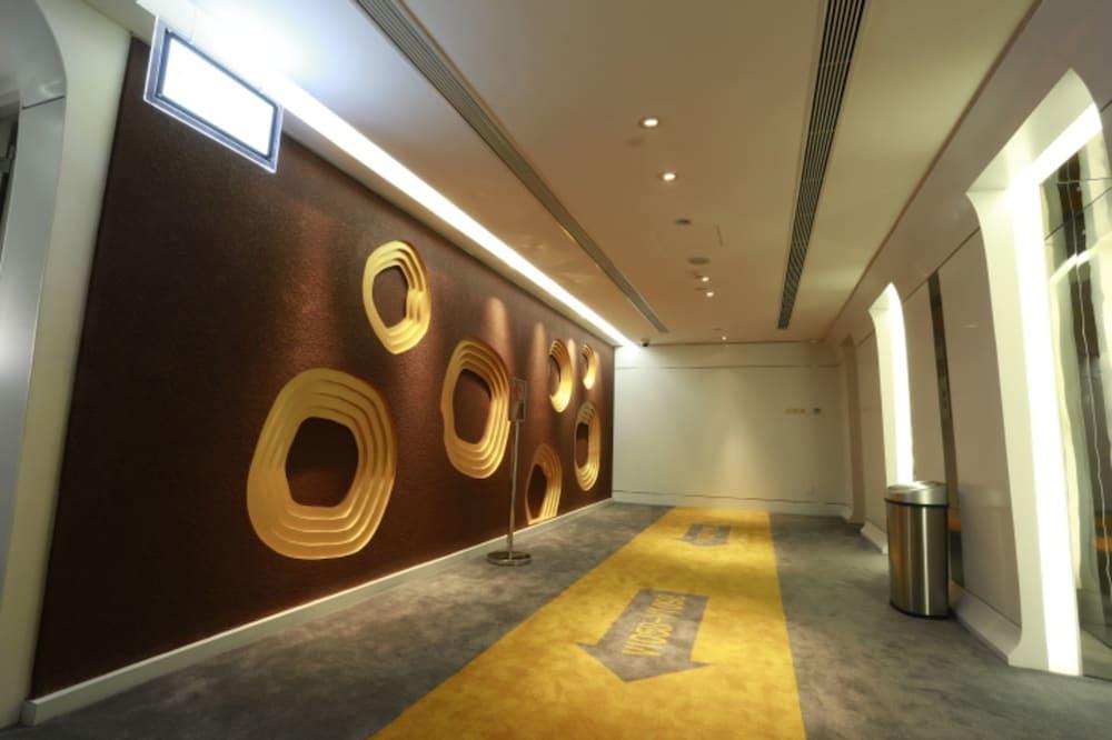 Planet Hotel 4*