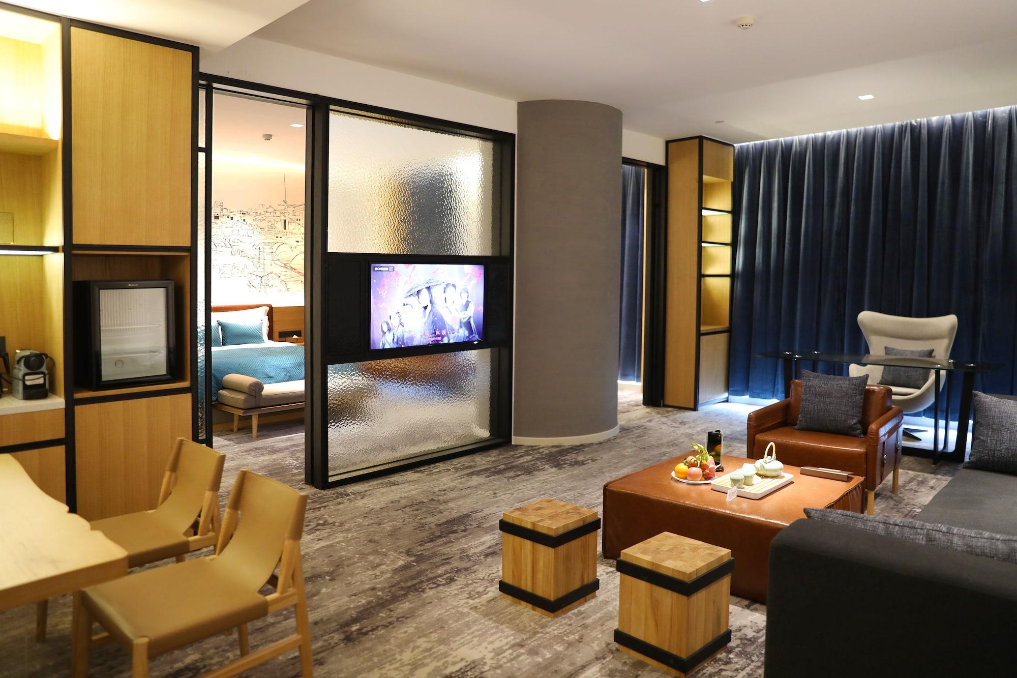 Longuu Hotel