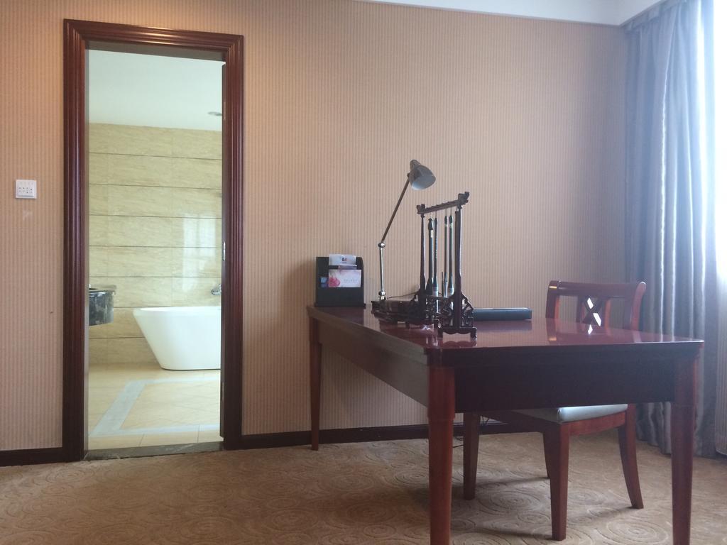 Lan 4* Guangzhou