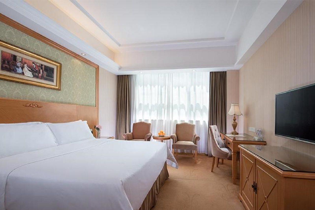Hotel Vienna International Xintang Jean Fangzhicheng