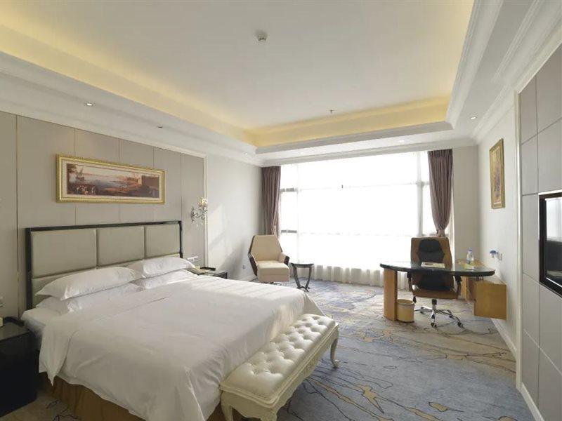 Vienna International Shijin Canton