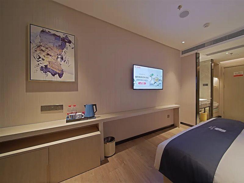 Hotel Echarm Gangding Metro Station Jinan
