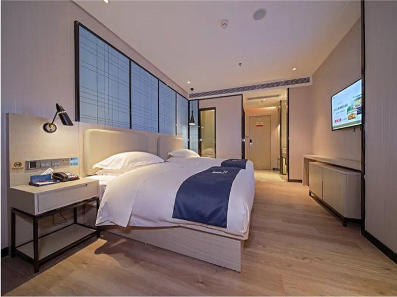 Hotel Echarm Gangding Metro Station Jinan Guangzhou