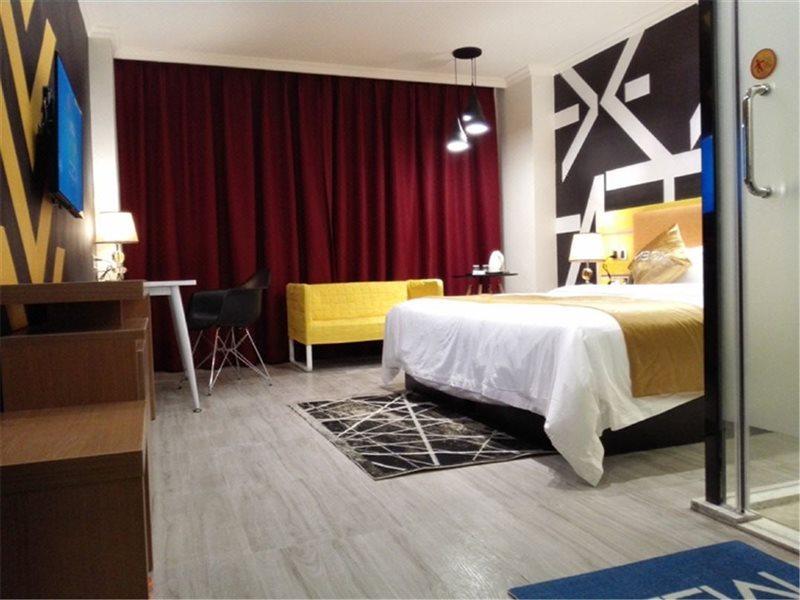 Mbox Boutique 2*