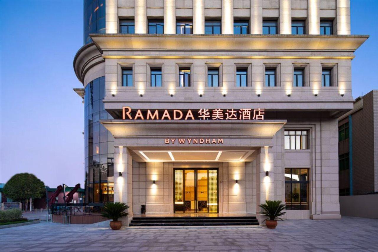 Ramada By Wyndham Conghua 2* Canton