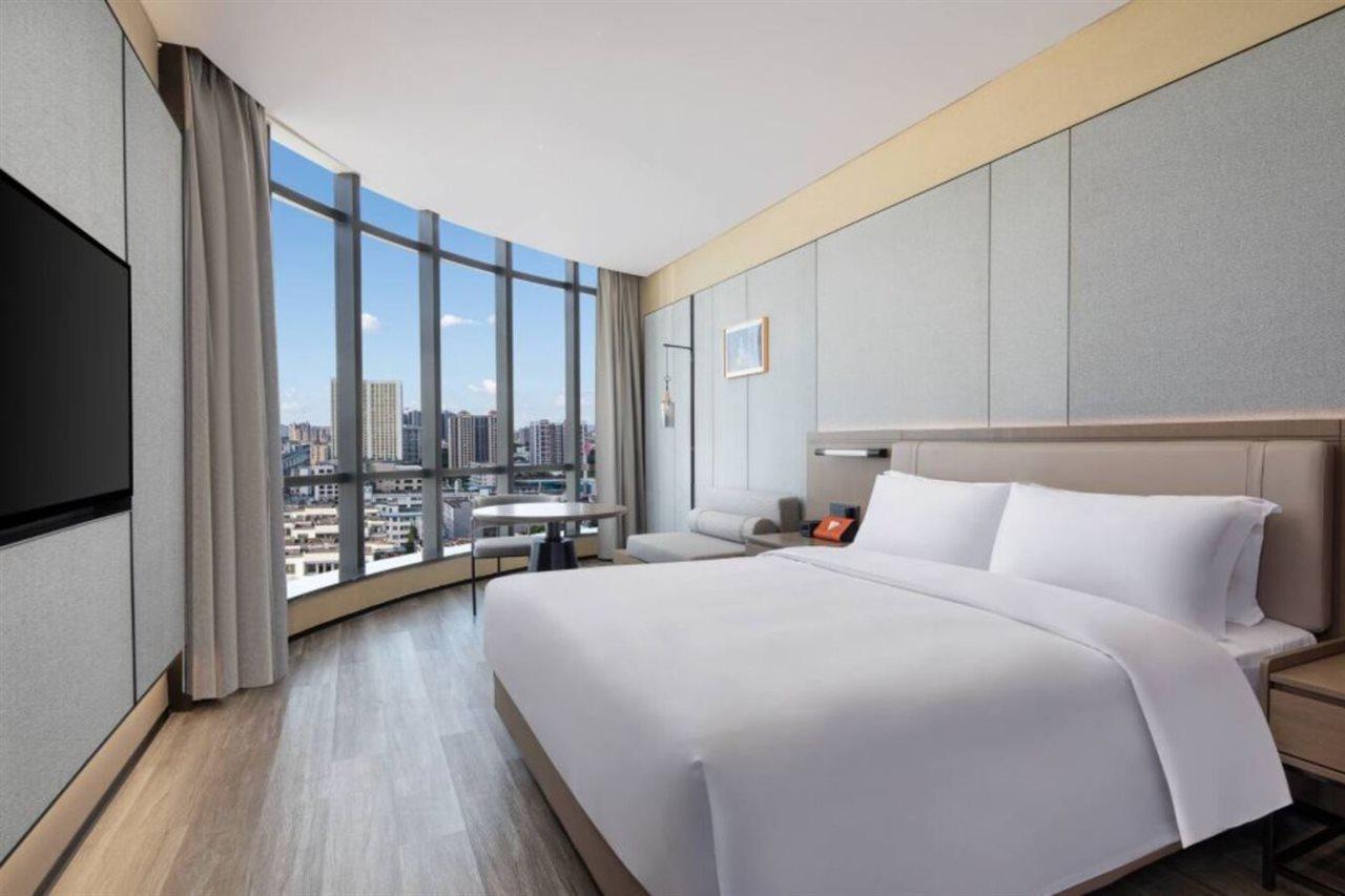 Ramada By Wyndham Conghua 2*