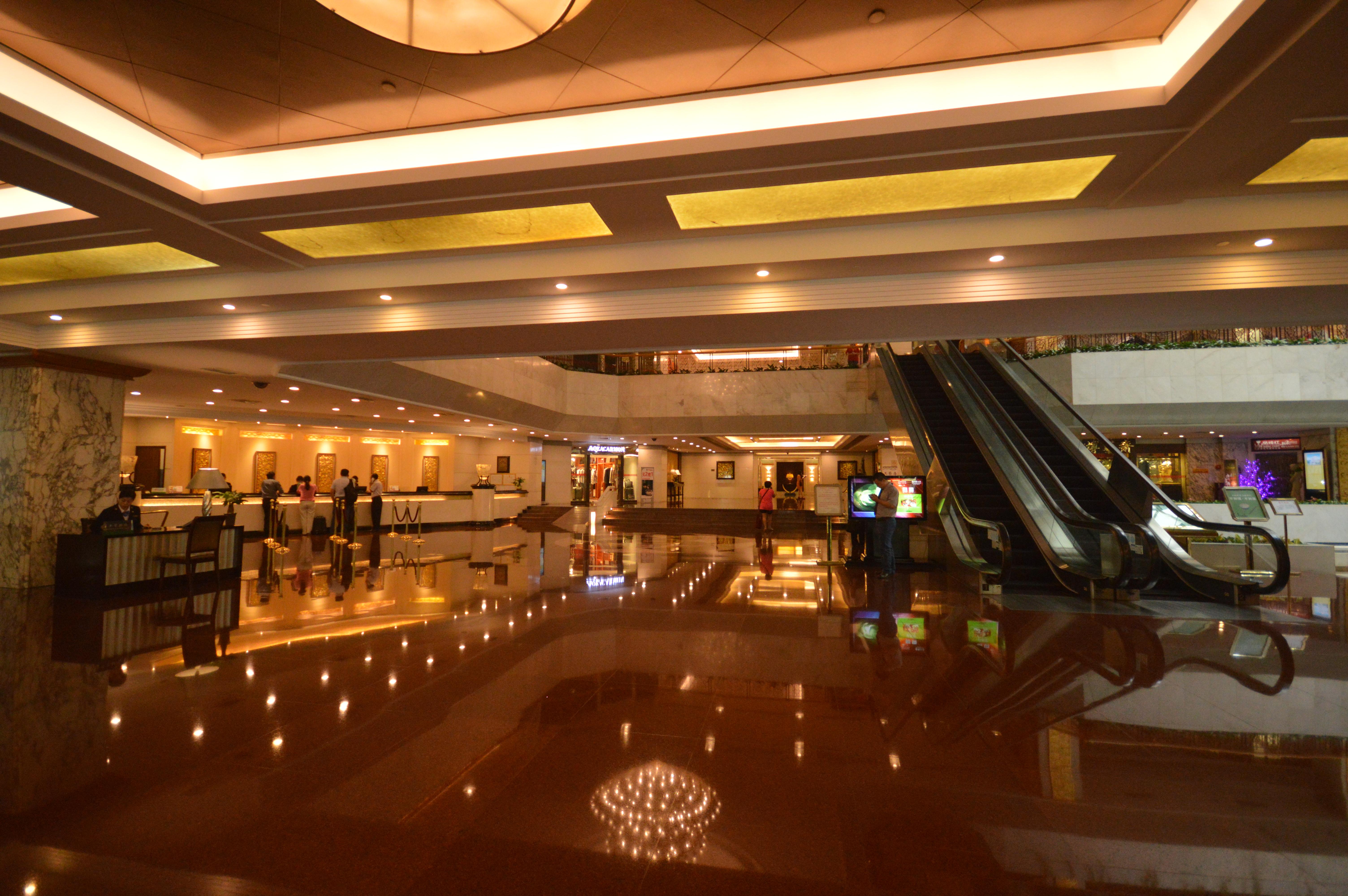 Guangdong Hotel-free Shuttle & Registration Counter Service During Fair Guangzhou