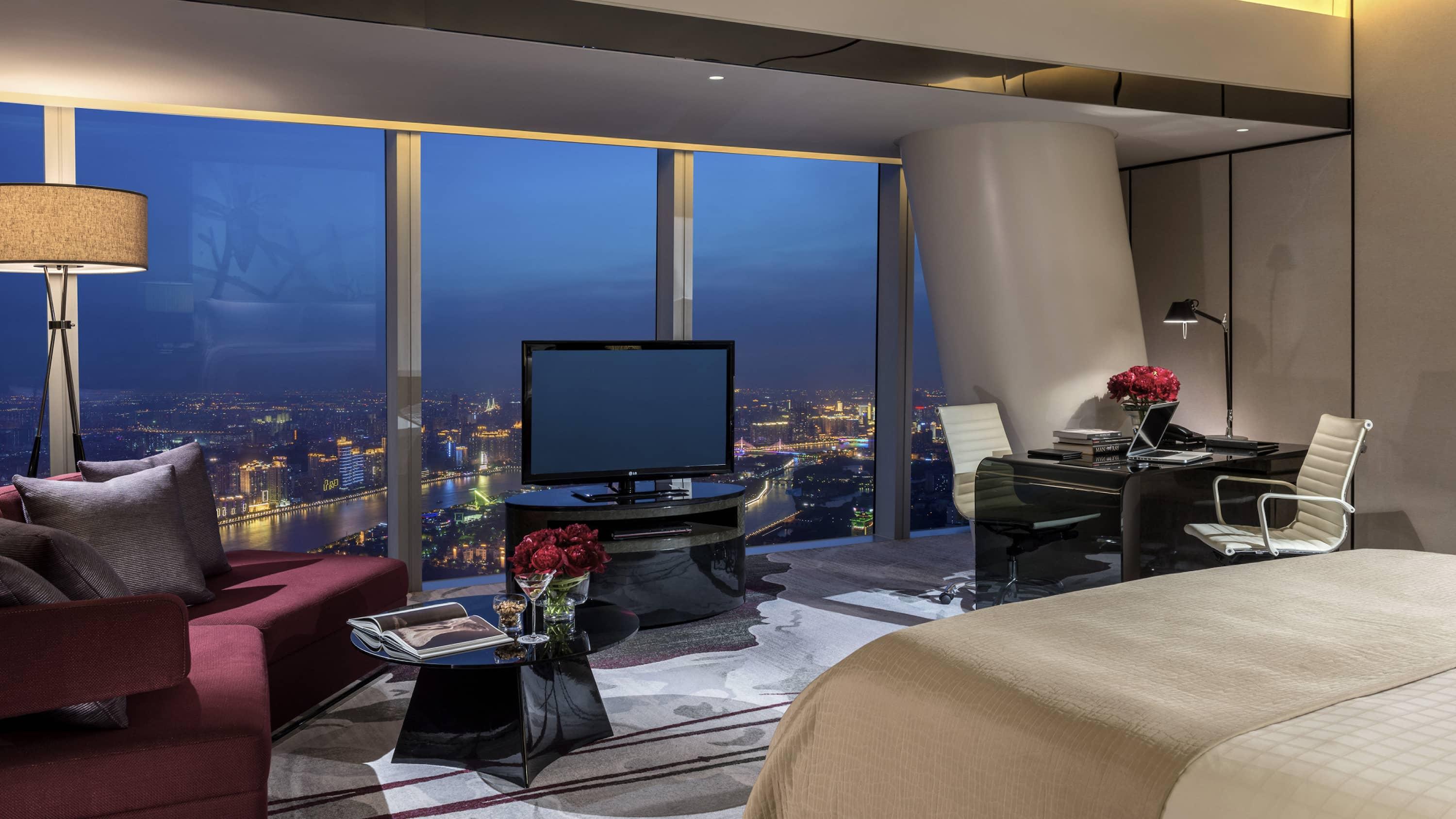 Hotel Four Seasons - Free Shuttle Bus To Fair Complex & Overseas Buyer Registration Services During Fair Period 5*