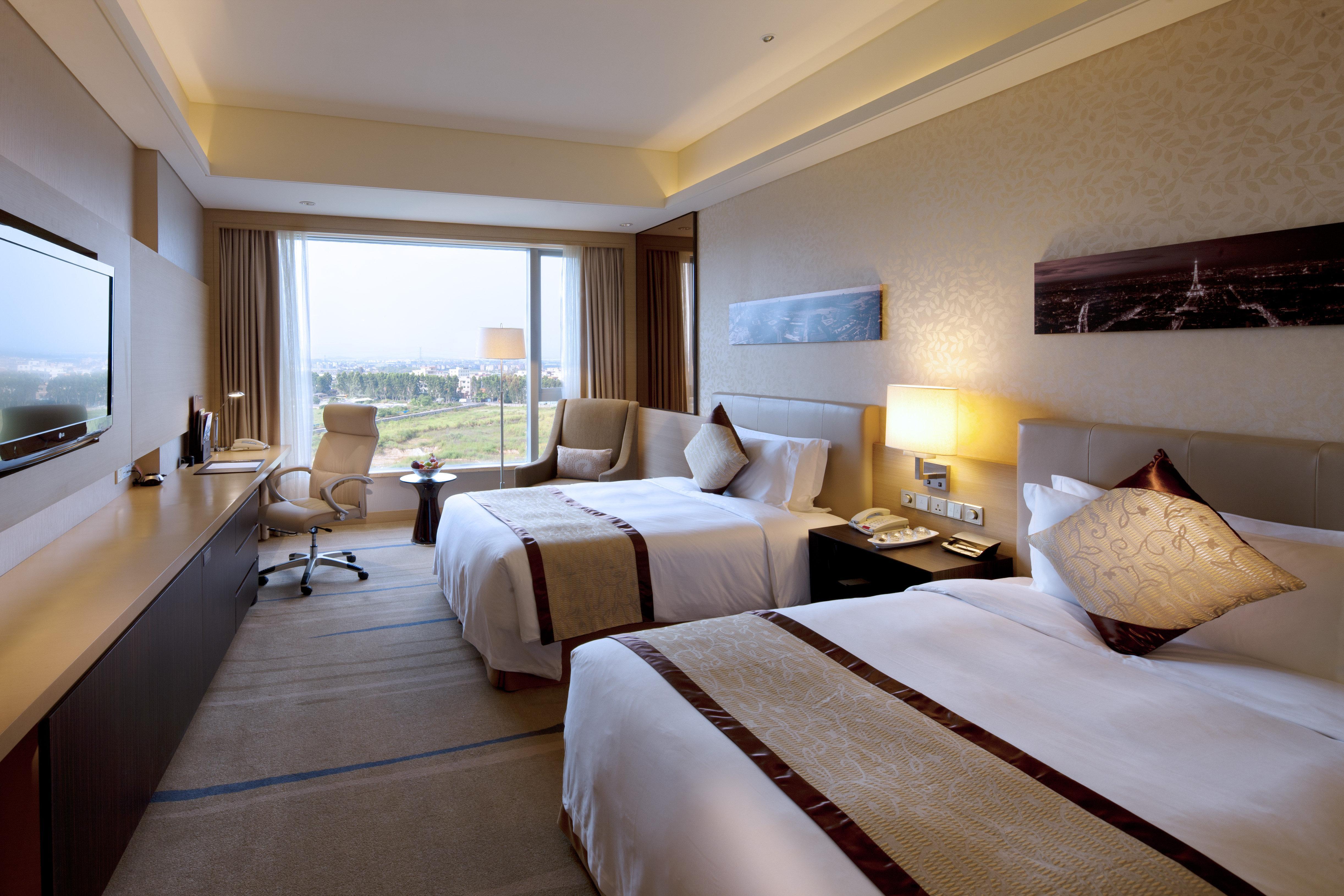 Hotel Crowne Plaza Huadu By Ihg - Free Shuttle Bus Between To Exhibition Center During Fair Guangzhou