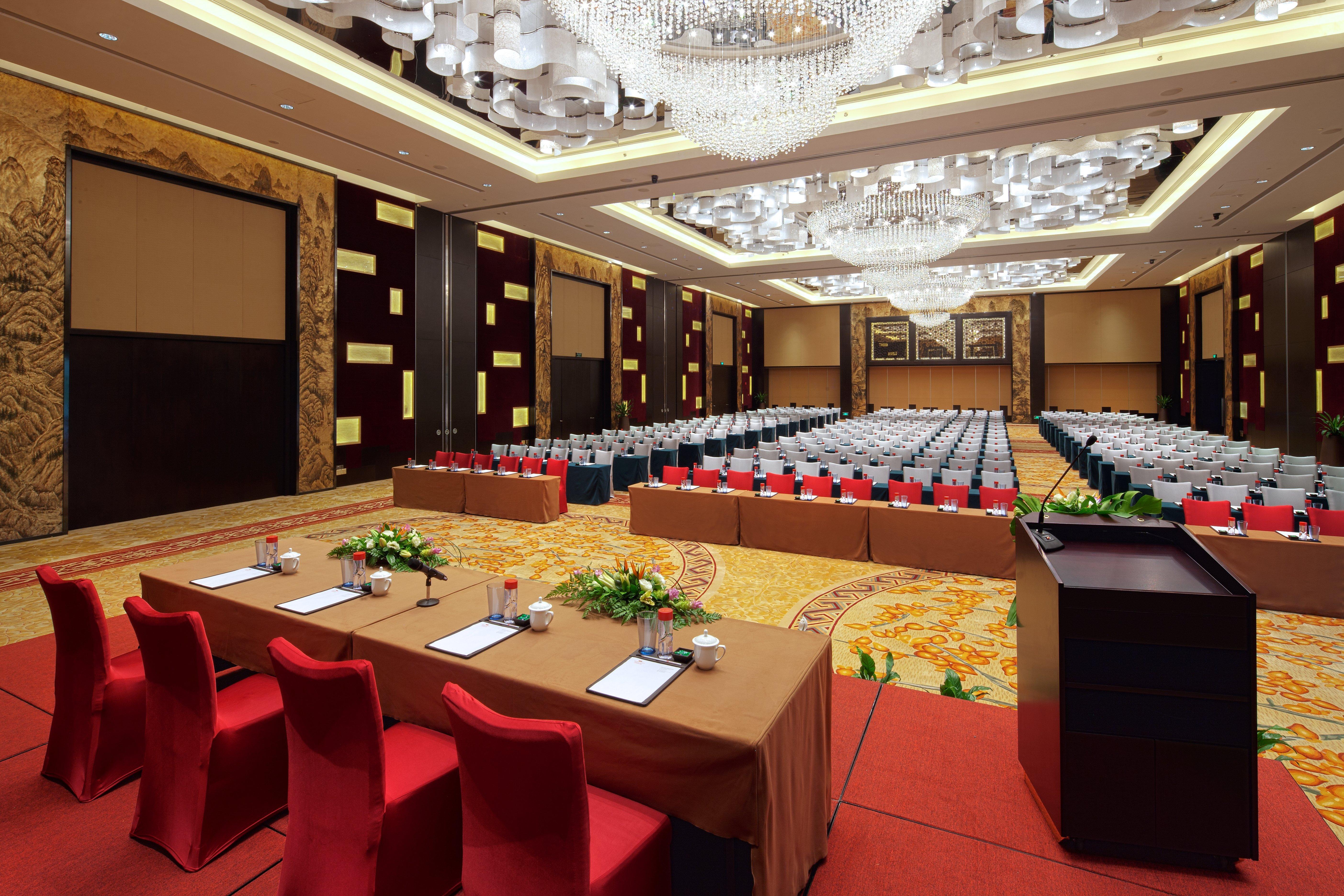 Crowne Plaza Huadu By Ihg - Free Shuttle Bus Between To Exhibition Center During Fair Hotel 5*