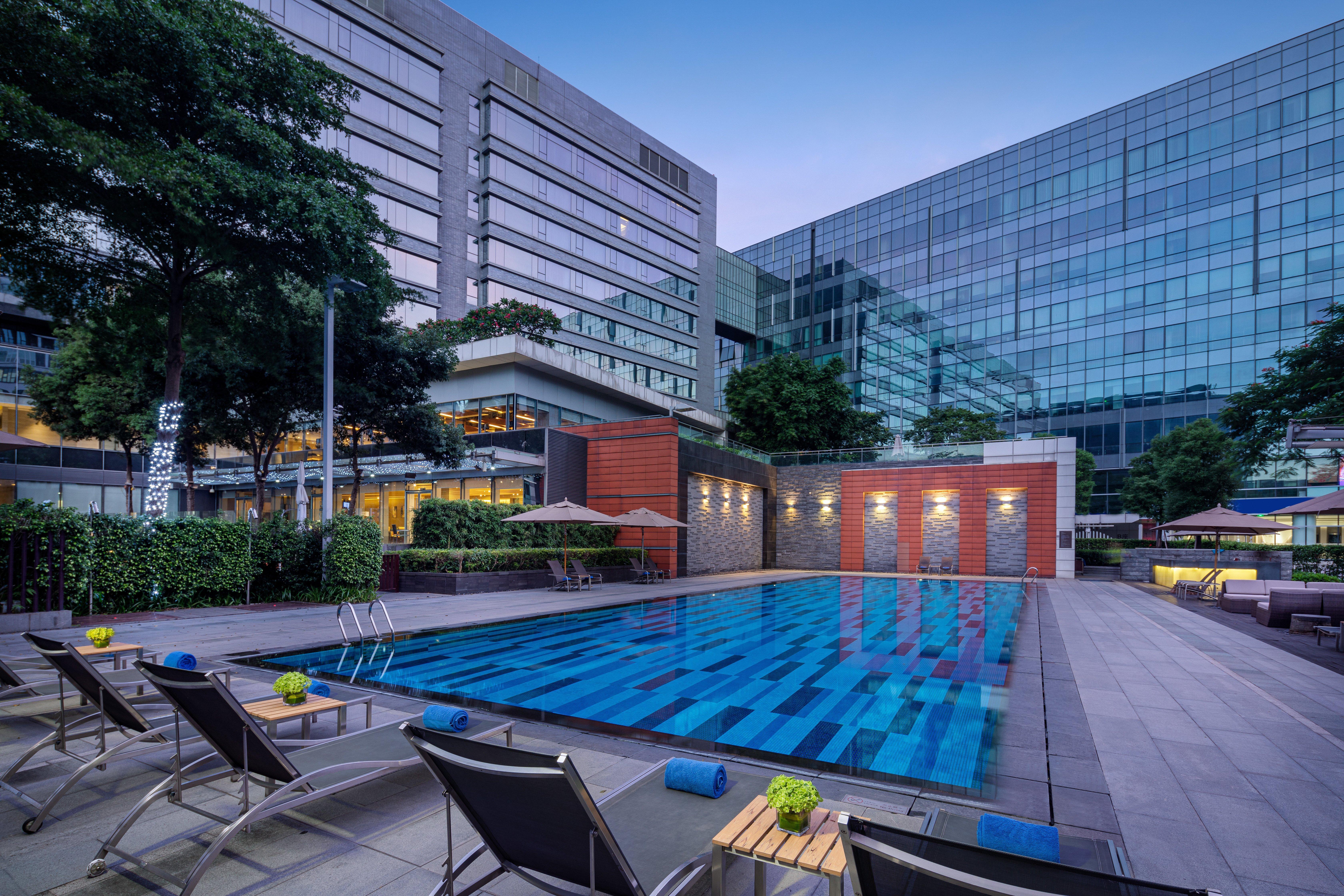 Crowne Plaza Huadu By Ihg - Free Shuttle Bus Between To Exhibition Center During Fair 5*