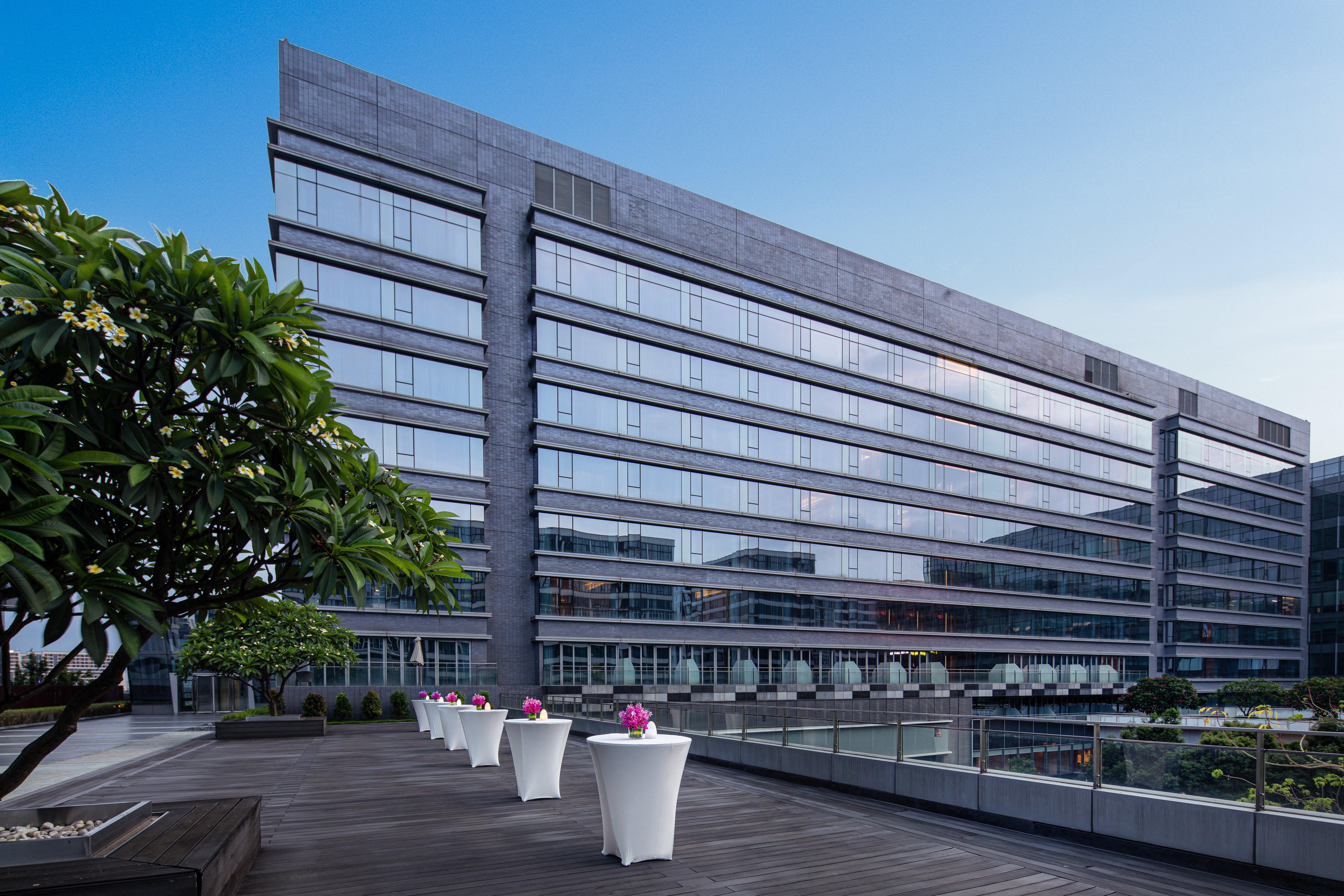 Crowne Plaza Huadu By Ihg - Free Shuttle Bus Between To Exhibition Center During Fair Guangzhou