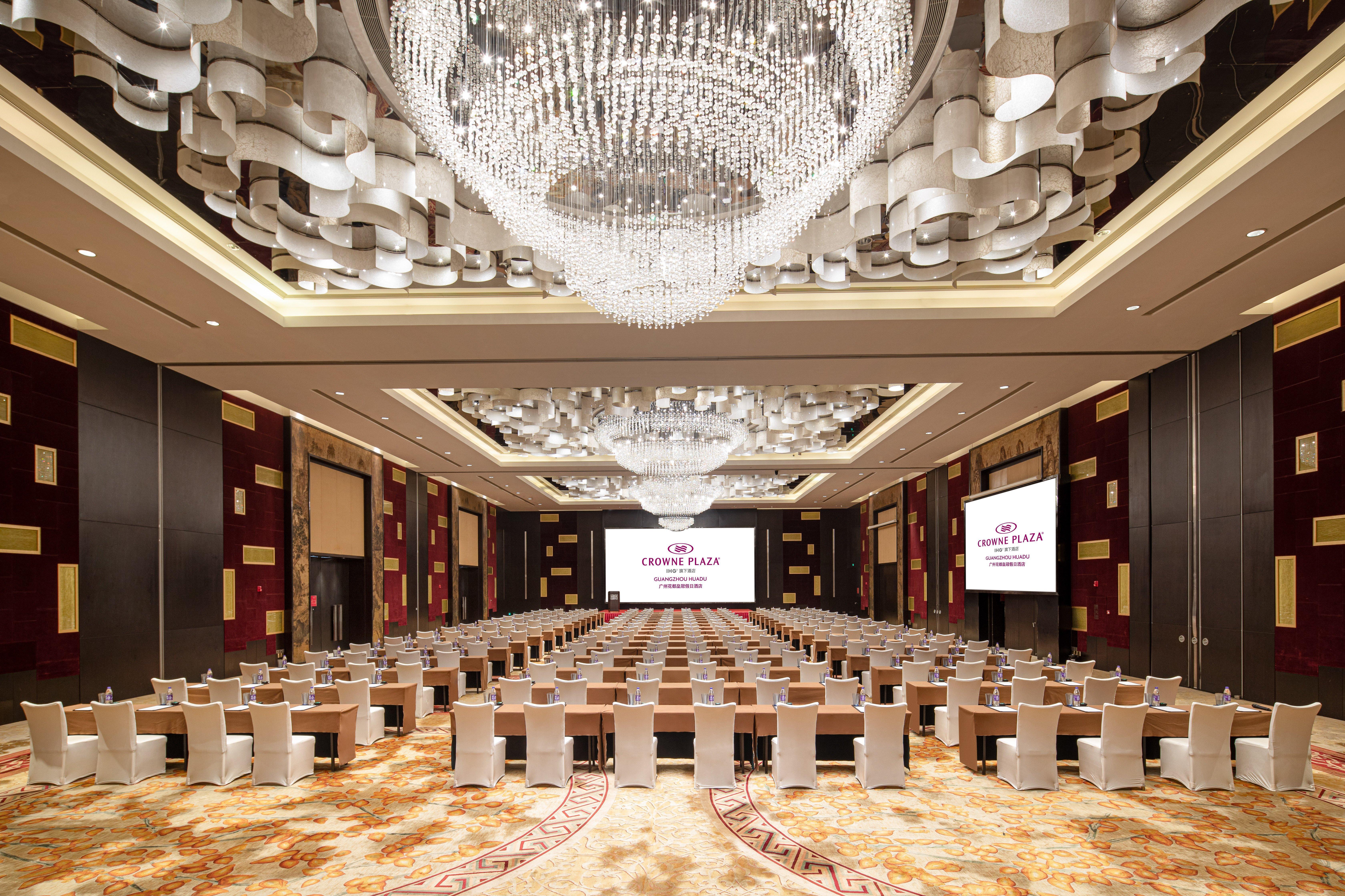 Crowne Plaza Huadu By Ihg - Free Shuttle Bus Between To Exhibition Center During Fair Guangzhou