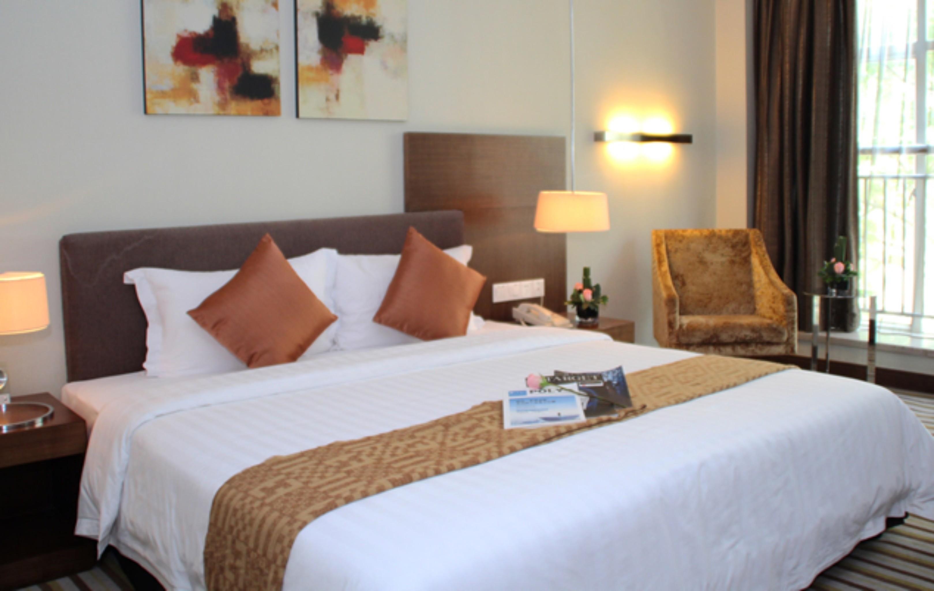 Hotel Poly Hotel,