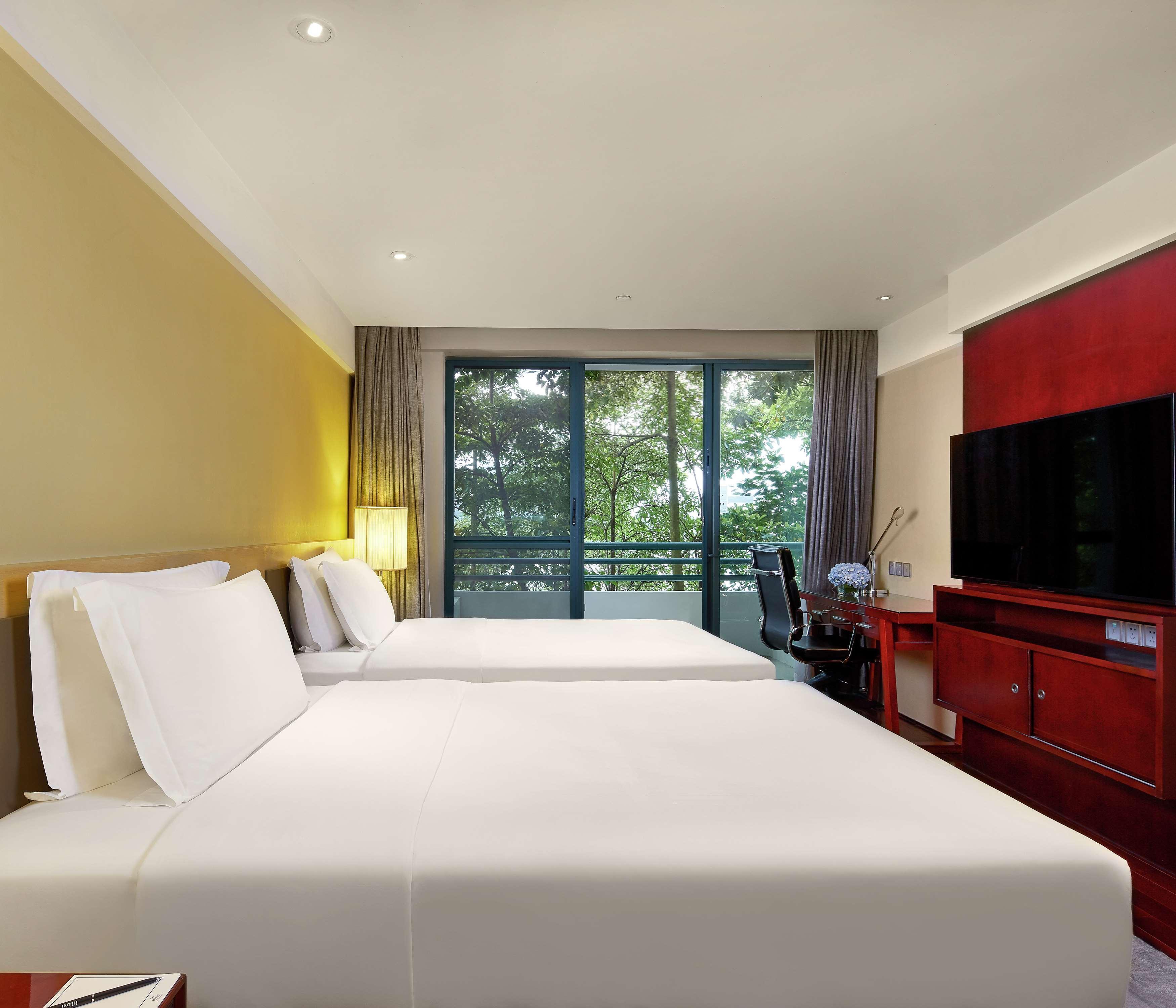 Hotel Hilton Science City, Free Shuttle Bus During Fair Guangzhou