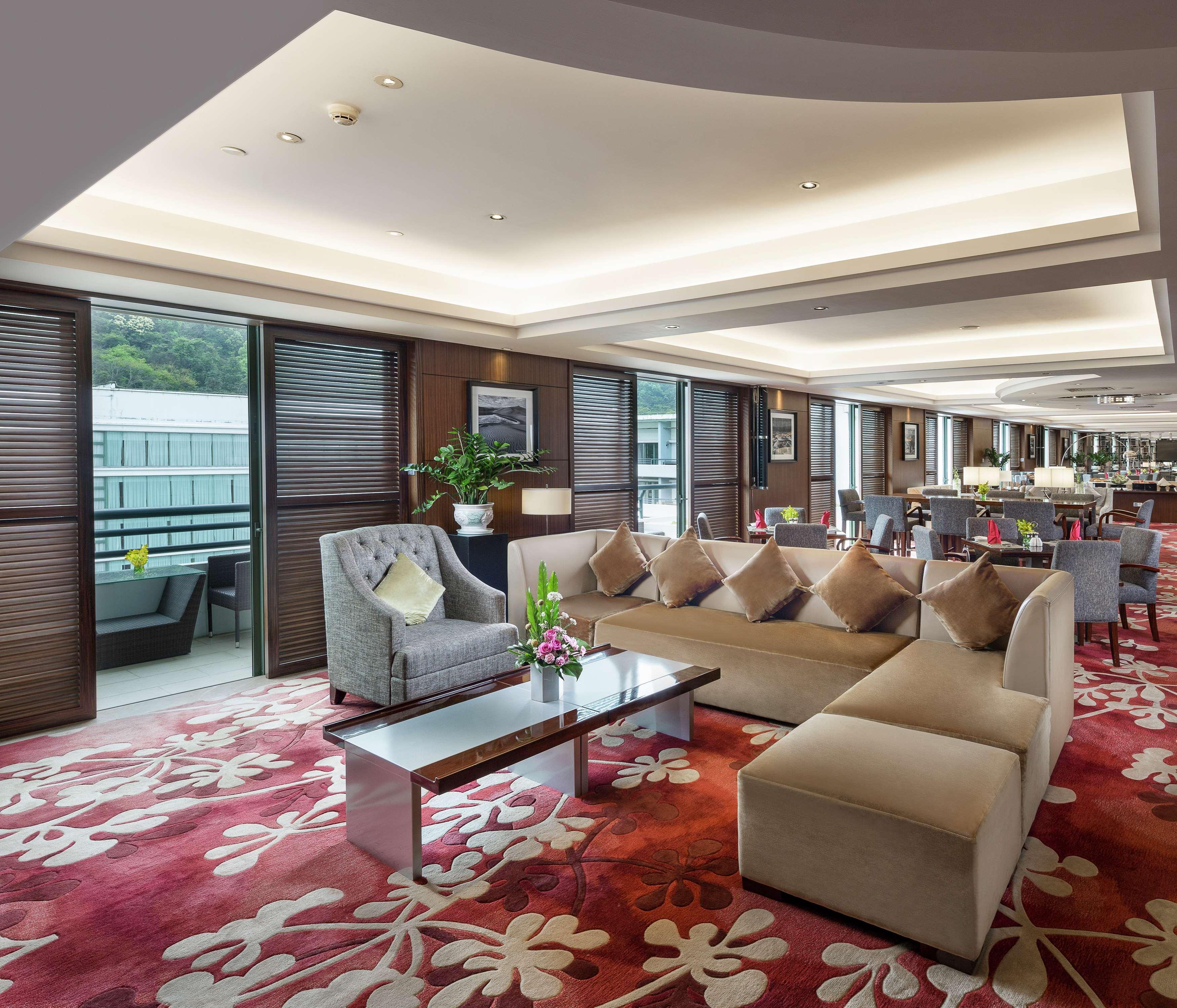 Hilton Science City, Free Shuttle Bus During Fair Hotel Guangzhou