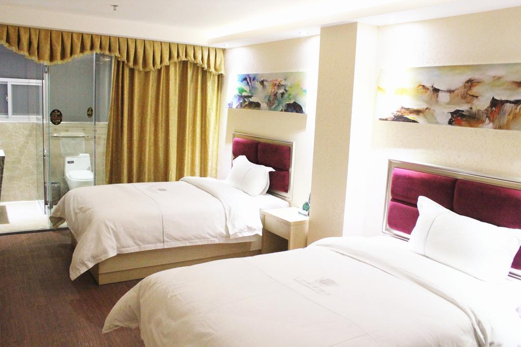 Fangjie Yindu - Pazhou Branch 3*