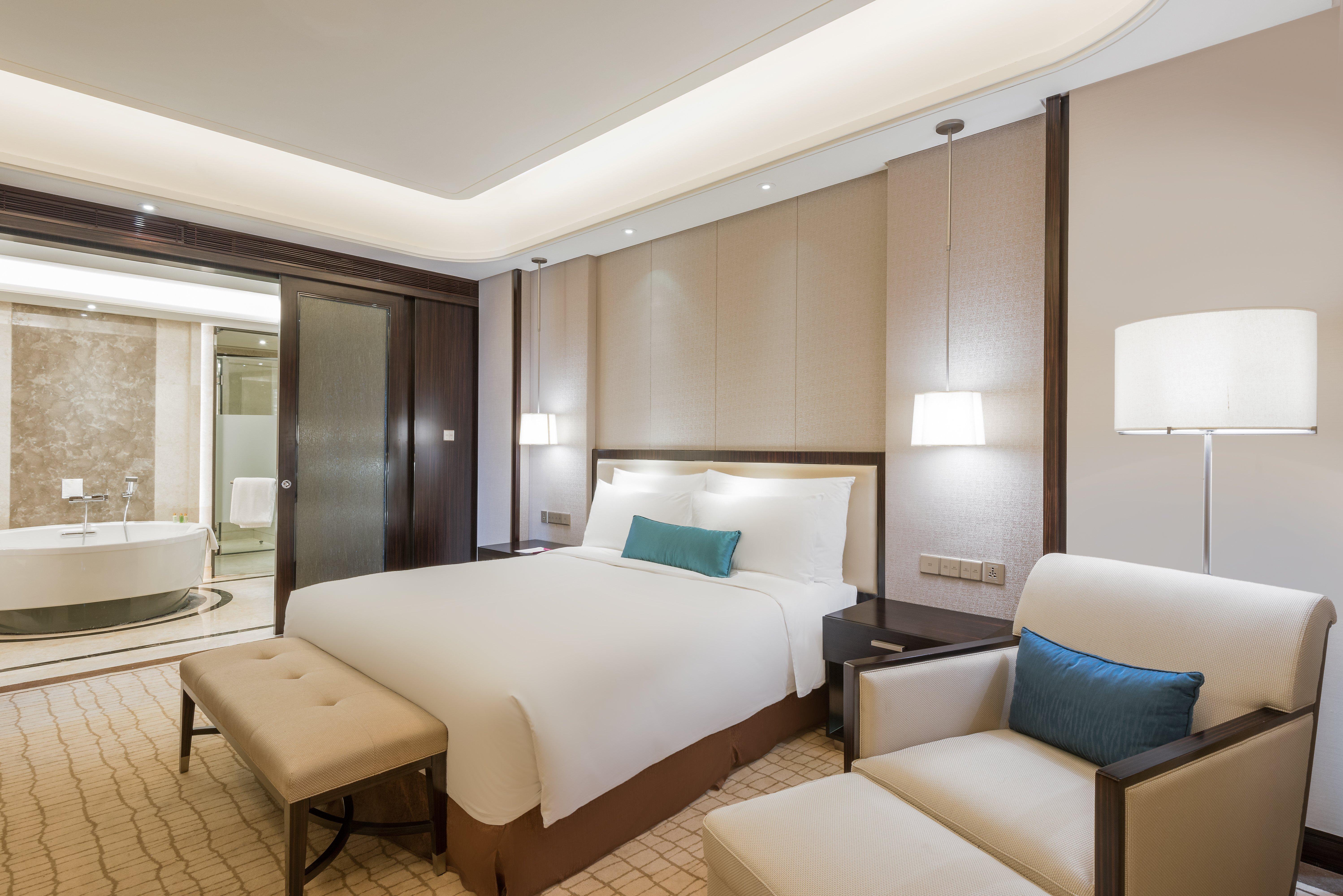 Crowne Plaza Guangzhou Zengcheng Hotel 5*