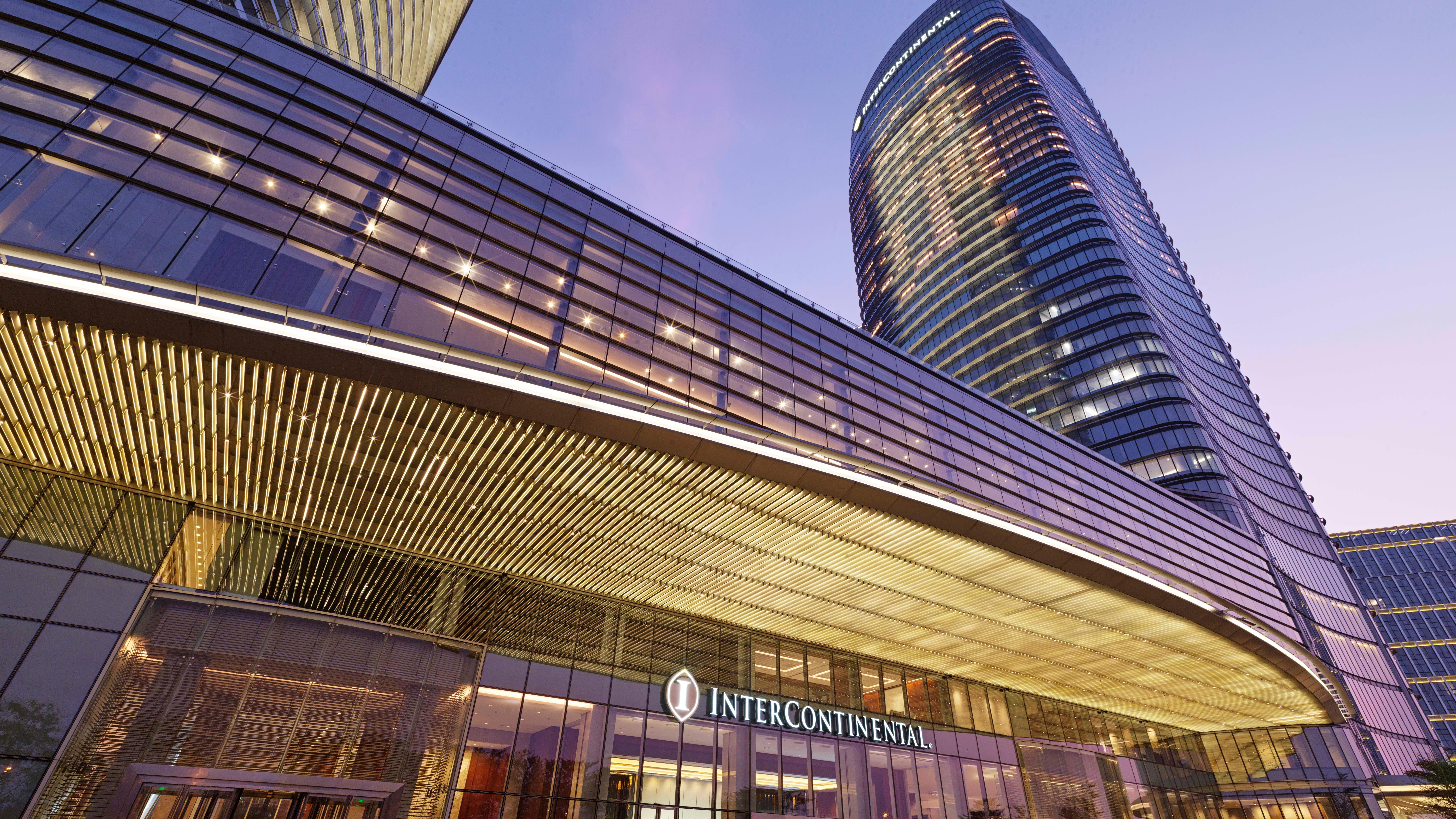 Intercontinental Exhibition Center By Ihg - Free Shuttle Between And Exhibition Center During Fair & Exhibitor Registration Counter
