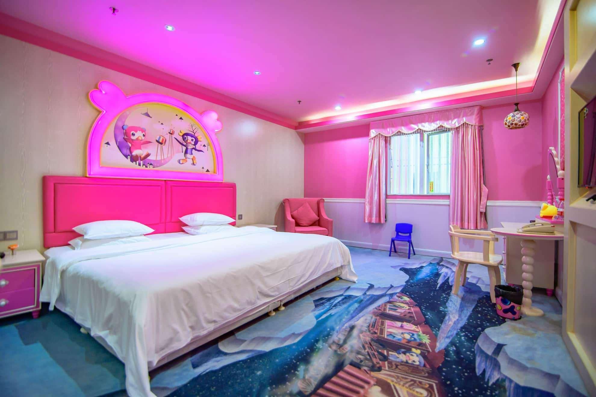 Atlantis Hotel