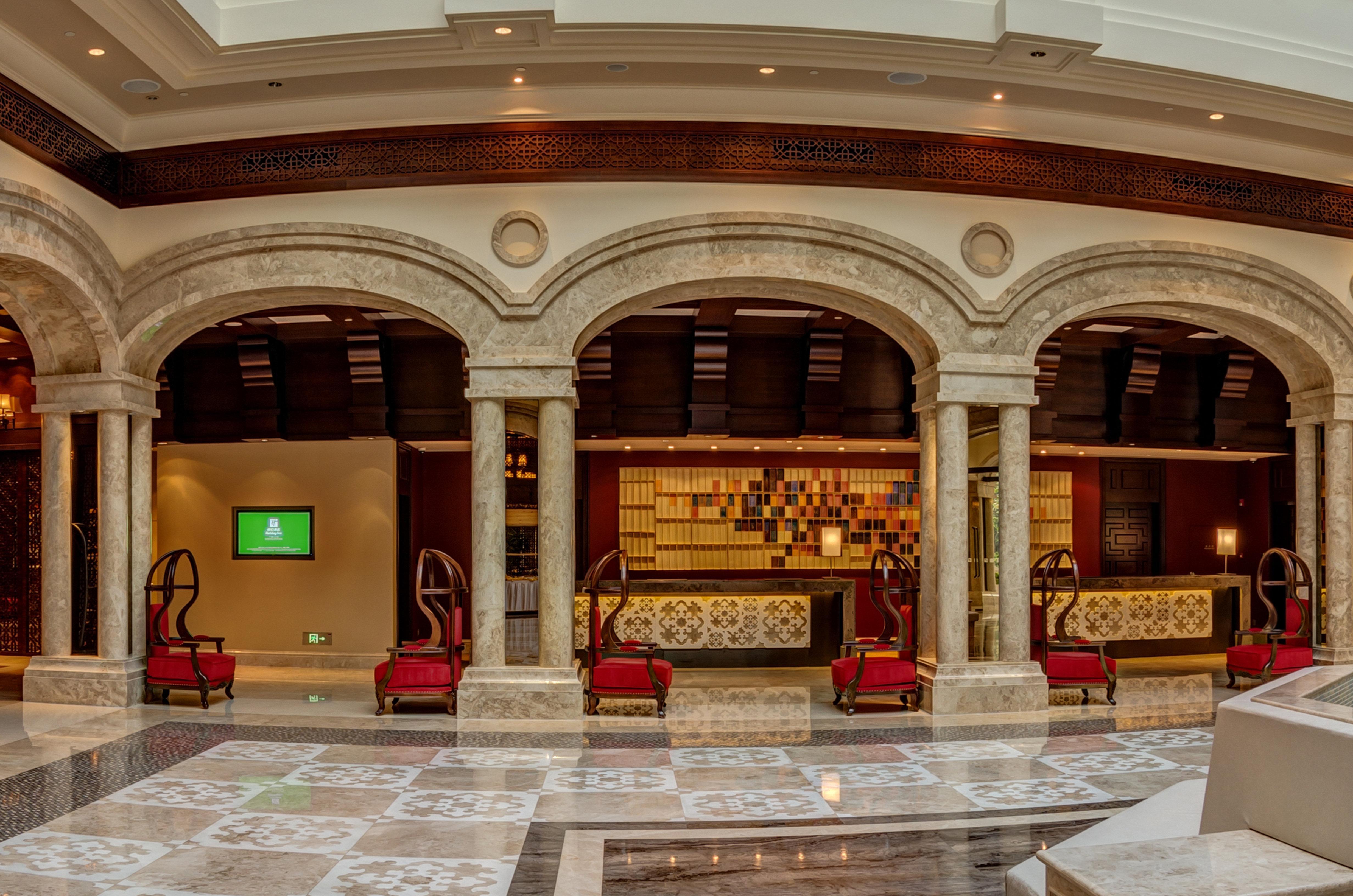 Airport Hotel