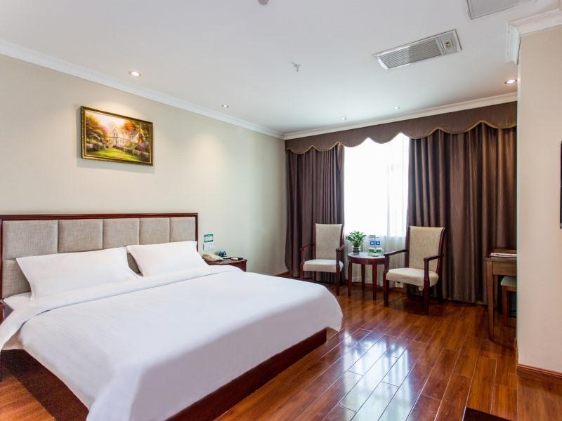 Greentree Panyu Chimelong Paradise Business Hotel