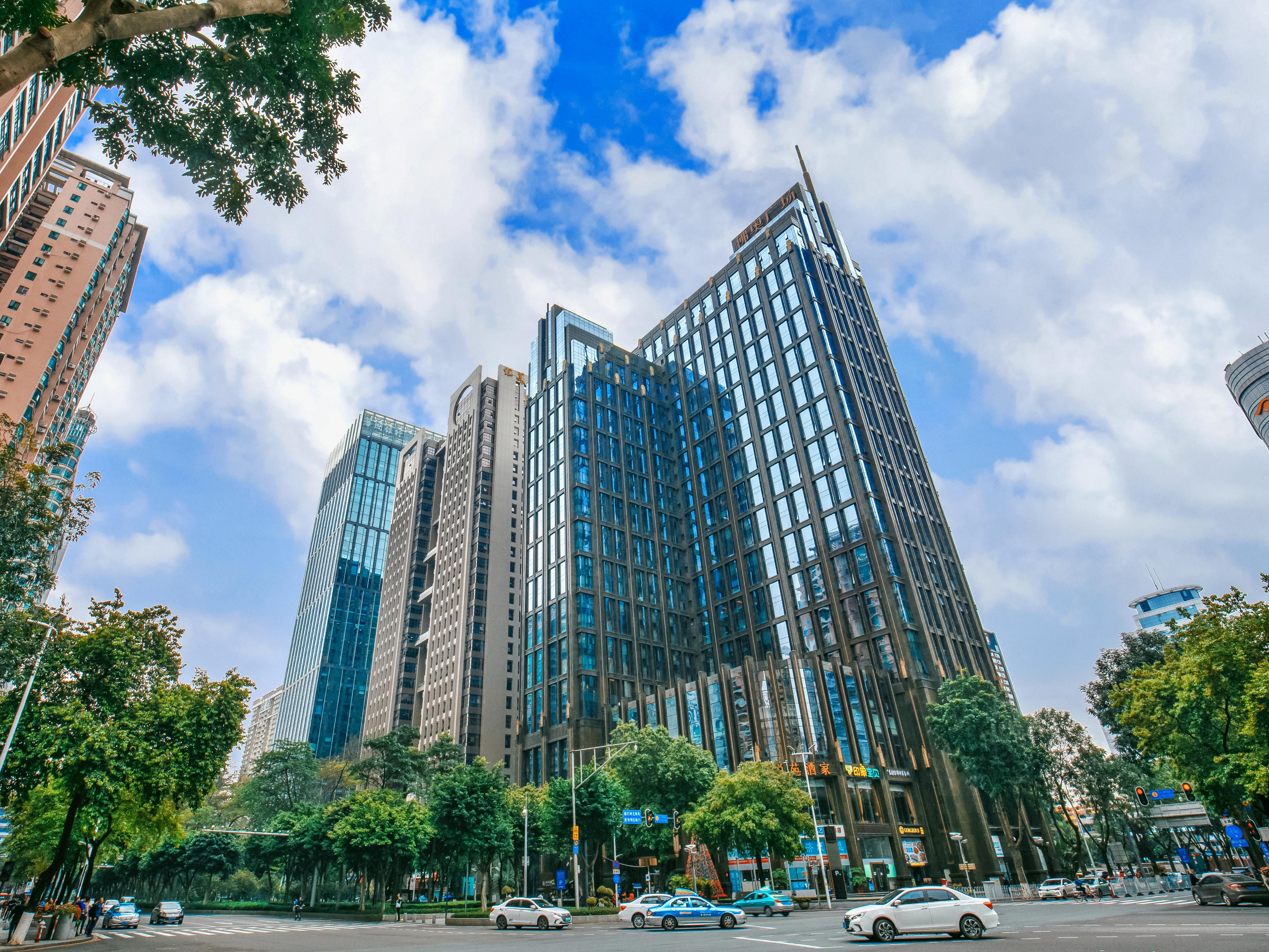 Vaperse Zhujiang New Town - Free Shuttle Bus & Registration Counter During Fair 5*