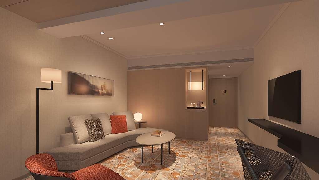 Hilton Garden Inn Guangzhou Tianhe - Free Shuttle Bus To Pazhou During Canton Fair Period And Buyers Registration Counter Available