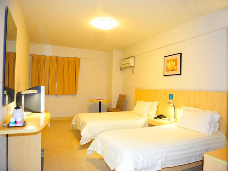 Hotel Jinjiang Haizhu Jiangtai Road Subway Station 3*