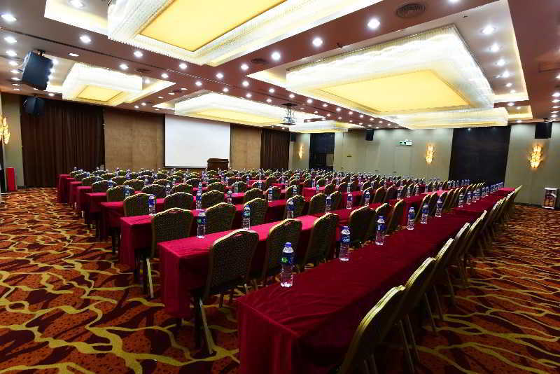 Kaiserdom Huayue Hotel 3*