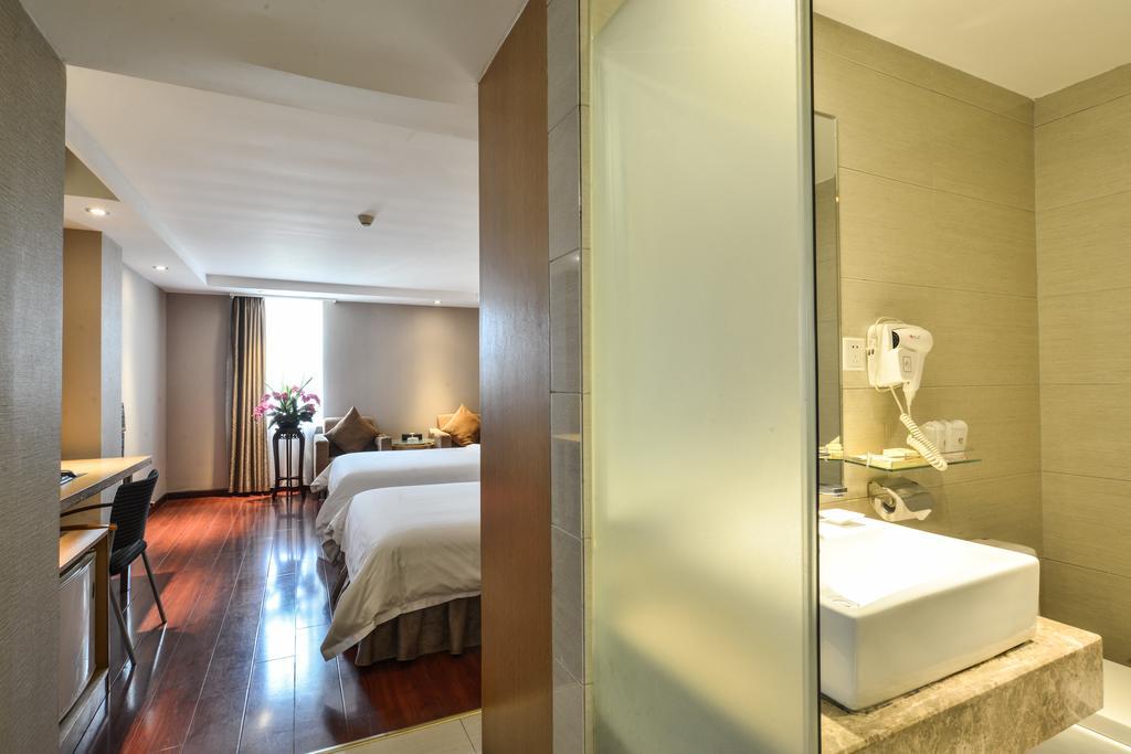 Yingshang Gangding Longkou West Hotel Guangzhou