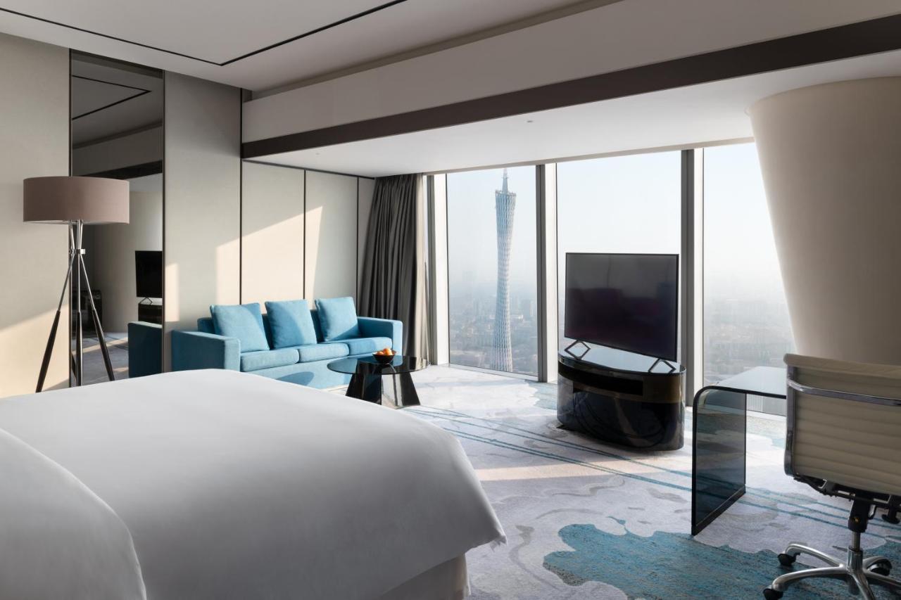 Four Seasons - Free Shuttle Bus To Fair Complex & Overseas Buyer Registration Services During Fair Period Hotel Guangzhou
