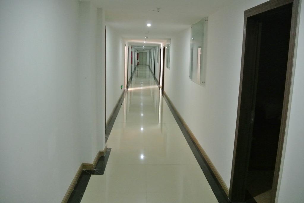 Zhongshui 2* Canton