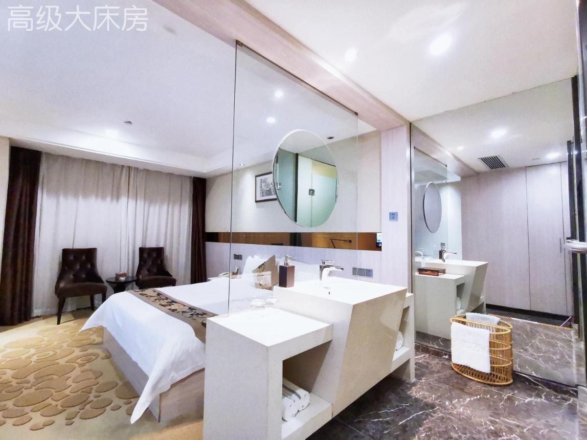 Hotel Paco Hotel Tianhe Coach Terminal Metro Satation Guangzhou-Free Shuttle Bus For Canton Fair Guangzhou