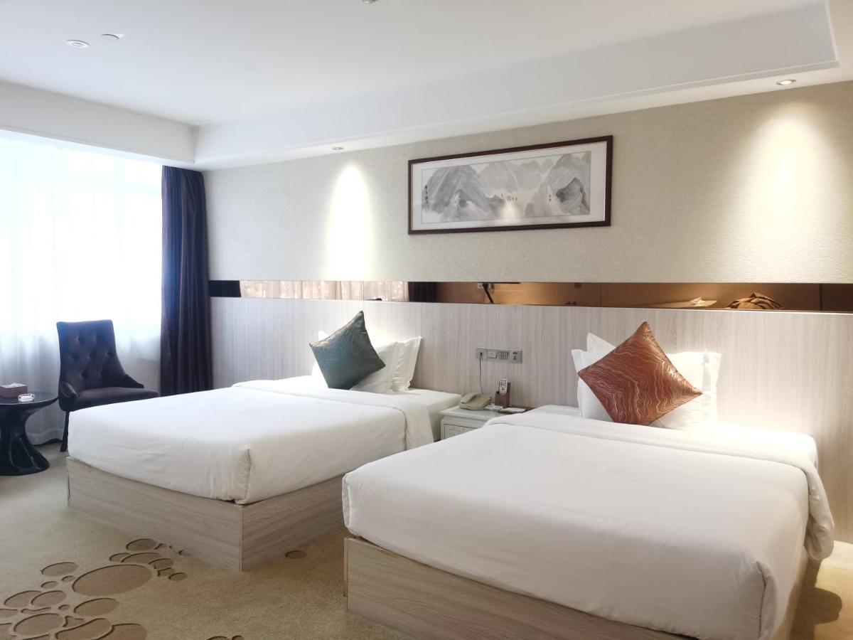 Paco Hotel Tianhe Coach Terminal Metro Satation Guangzhou-Free Shuttle Bus For Canton Fair