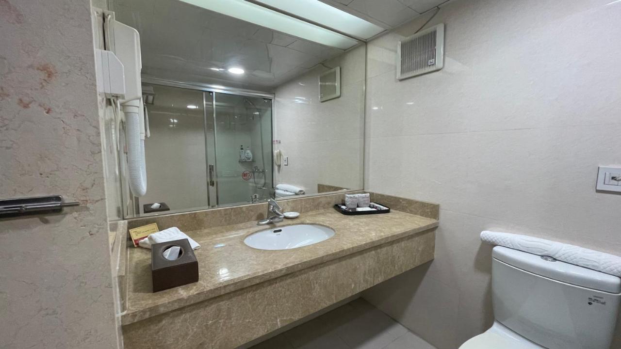 Oriental Silk Hotel Canton