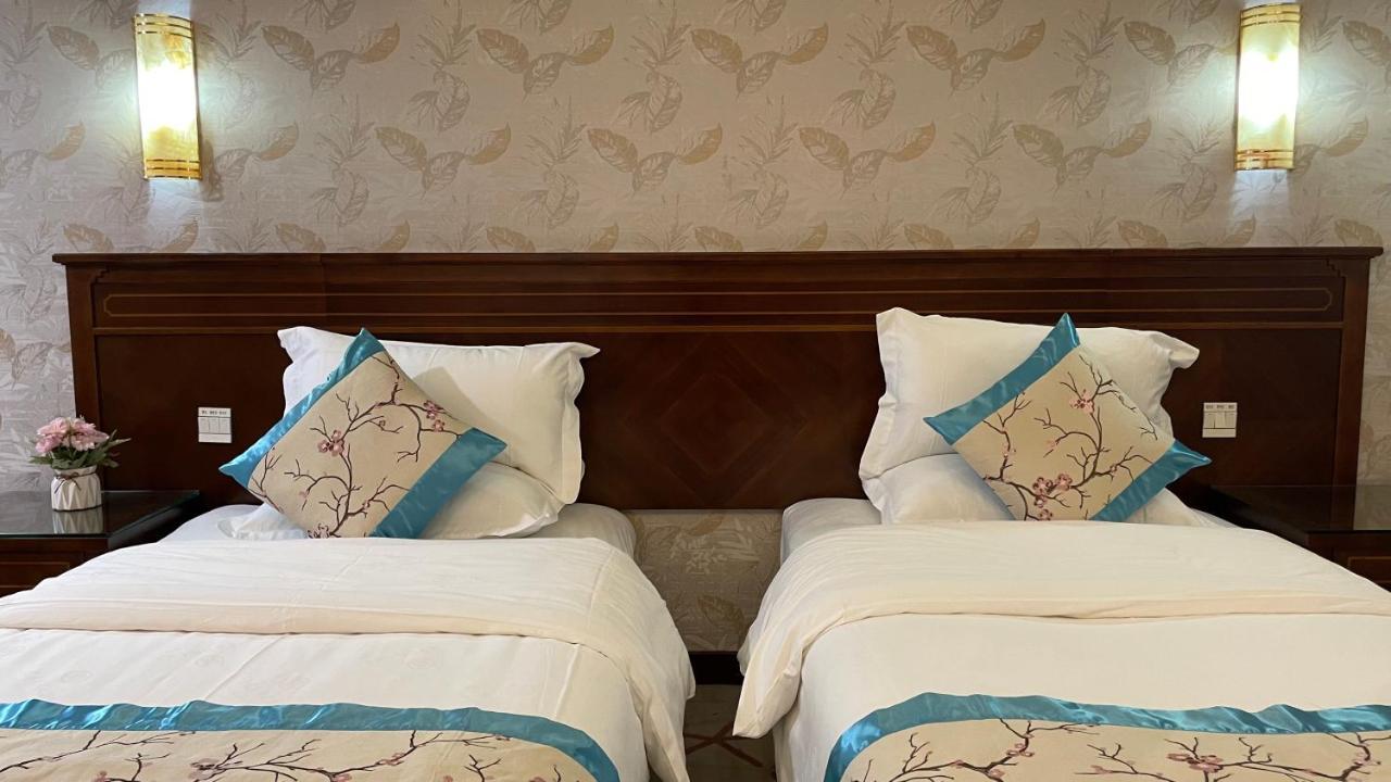 Oriental Silk Hotel