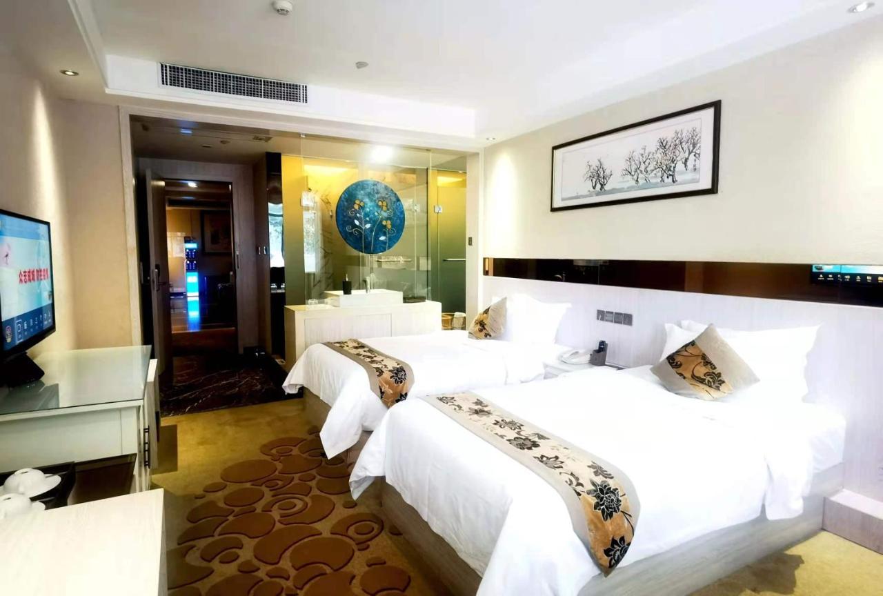 Hotel Paco Hotel Tianhe Coach Terminal Metro Satation Guangzhou-Free Shuttle Bus For Canton Fair